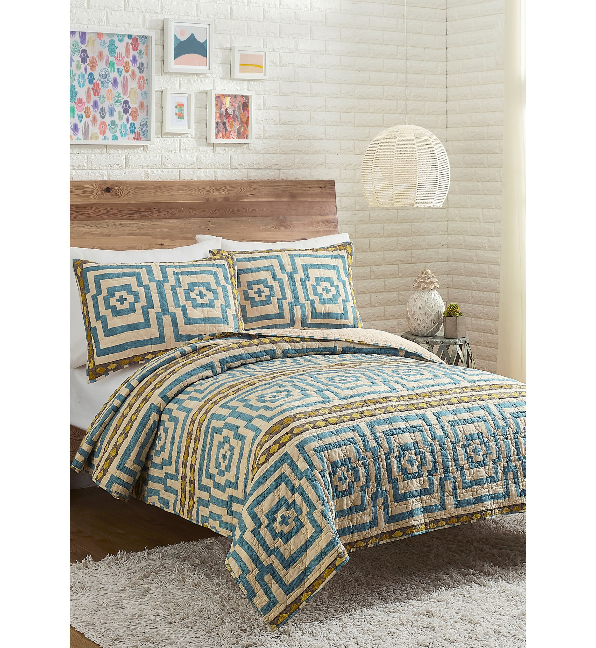 Hypnotic Blue Quilt Set