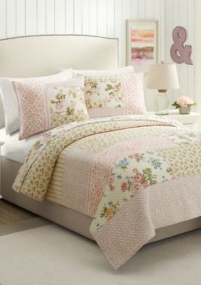 Sweet Blooms Quilt