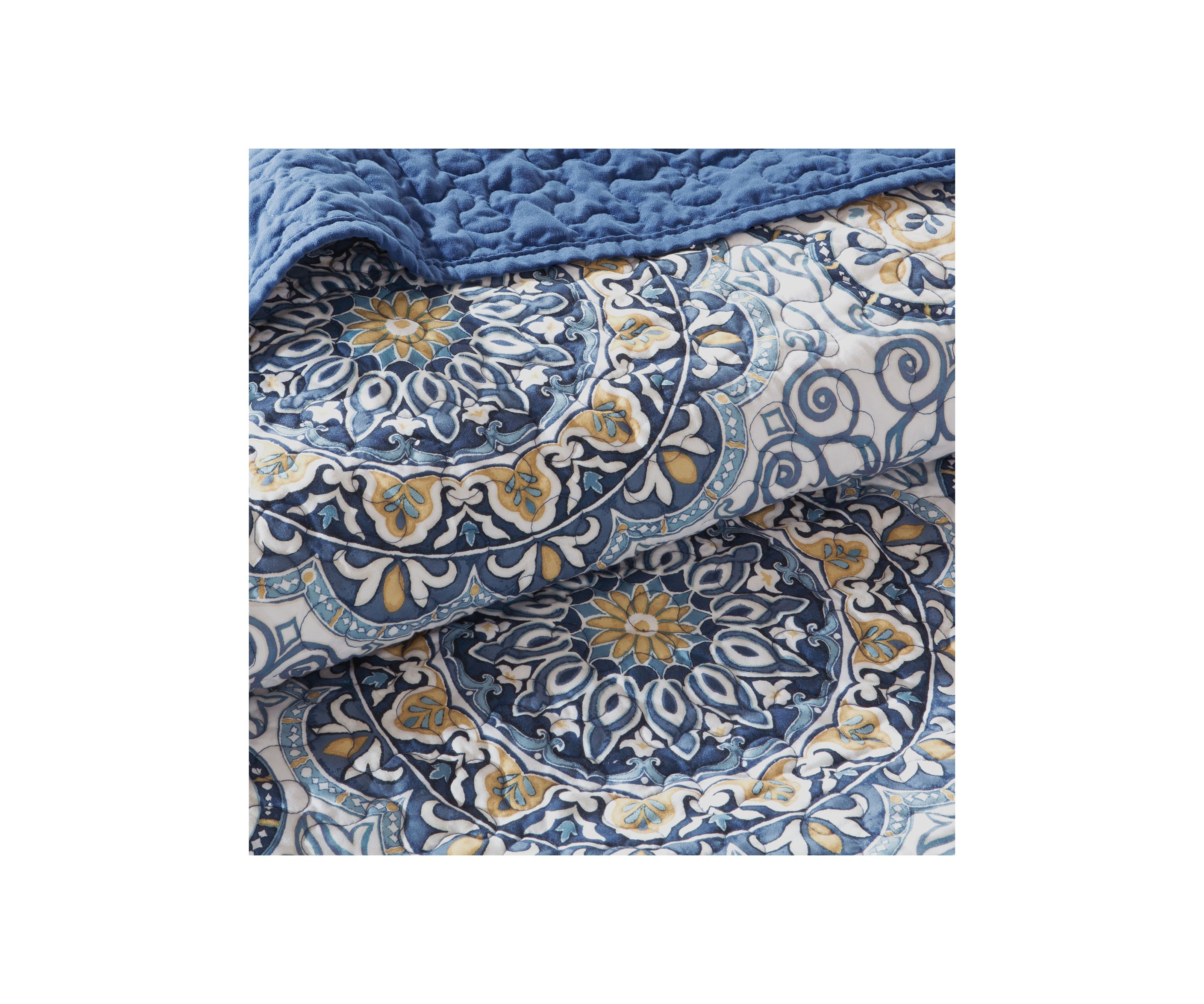 Tangiers 6 Piece Blue Coverlet Set