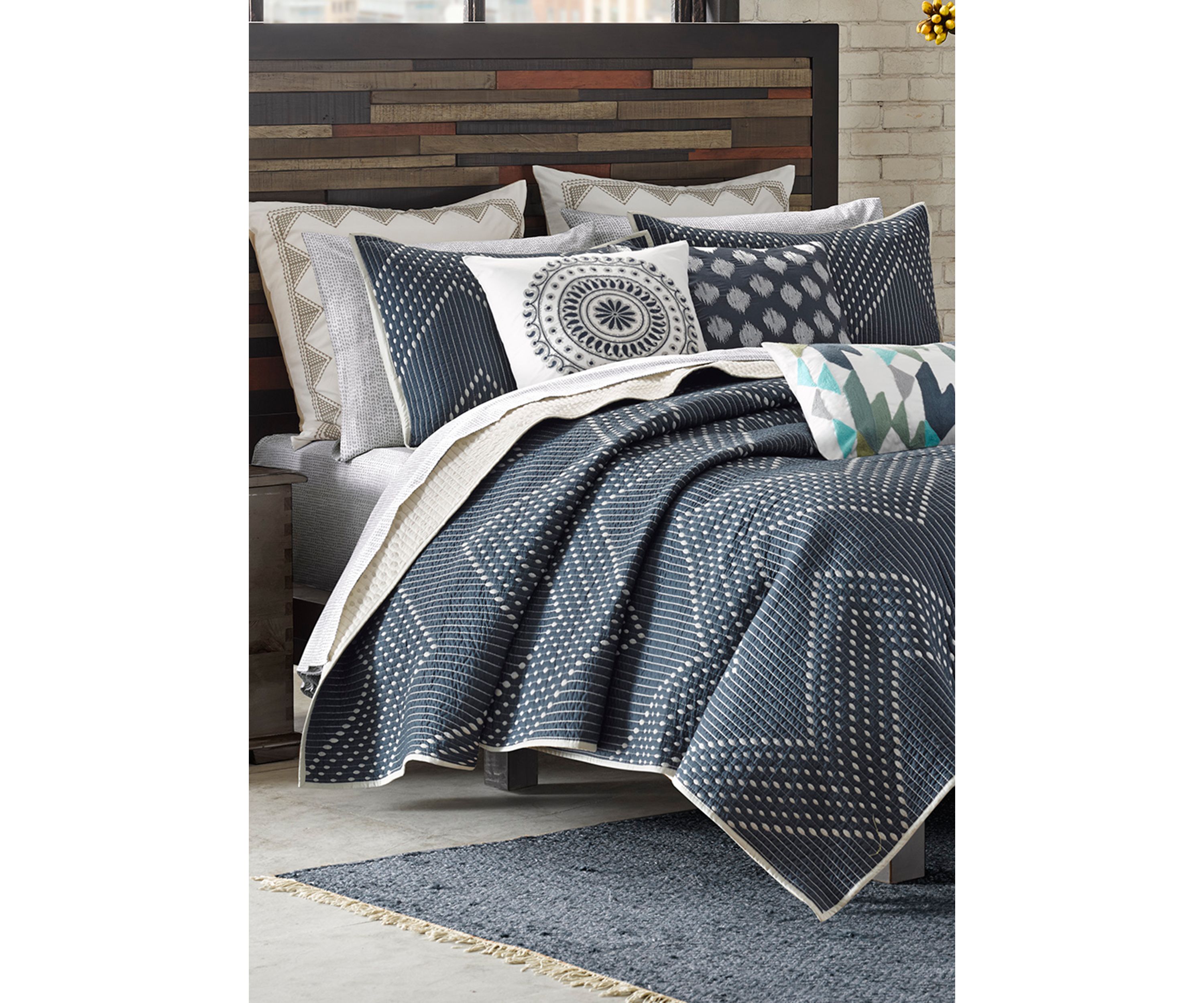 Pomona Cotton Embroidered 3 Piece Quilt Set