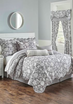 Stencil Vine Reversible Quilt Set