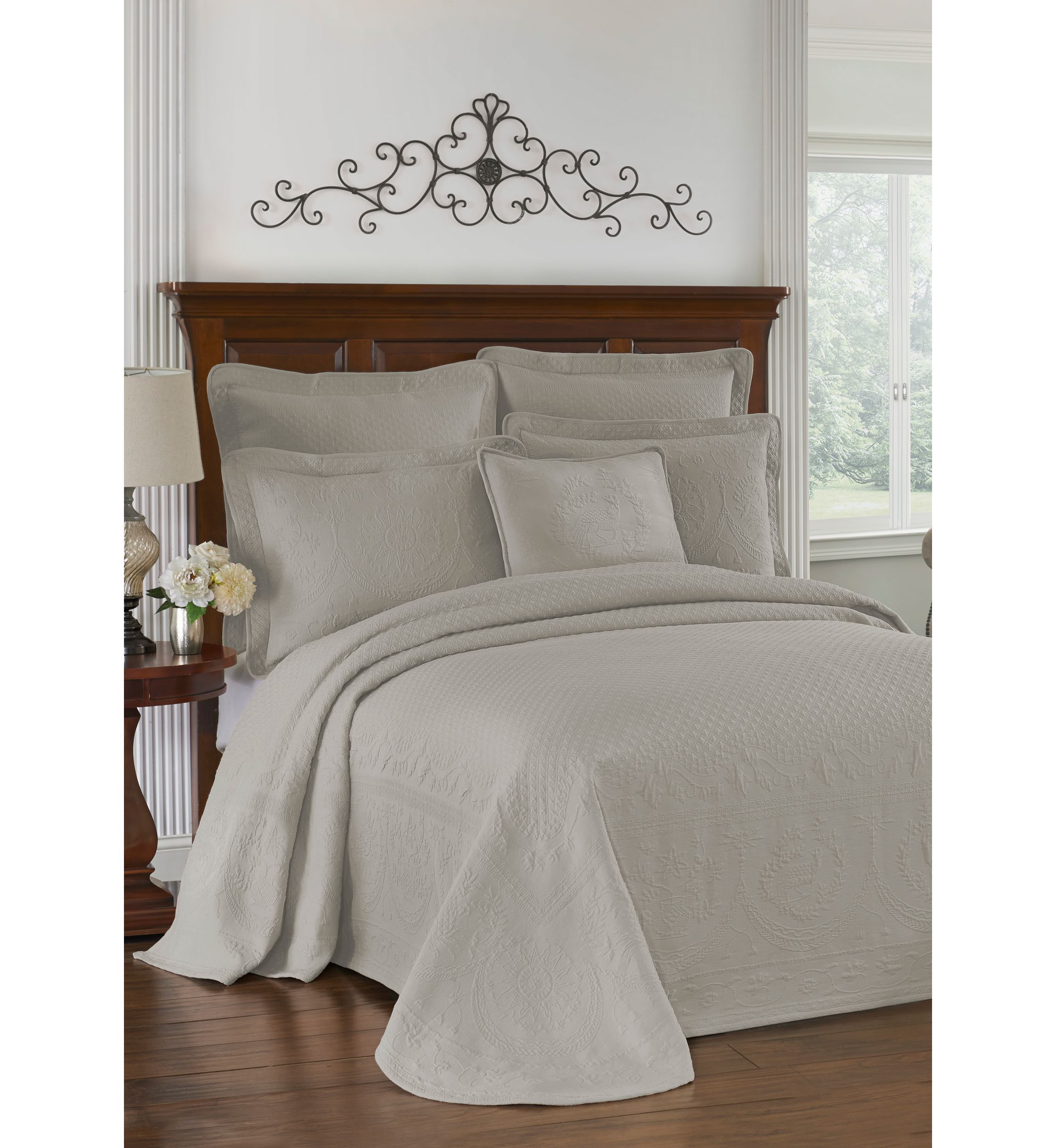 King Charles Matelasse Bedspread