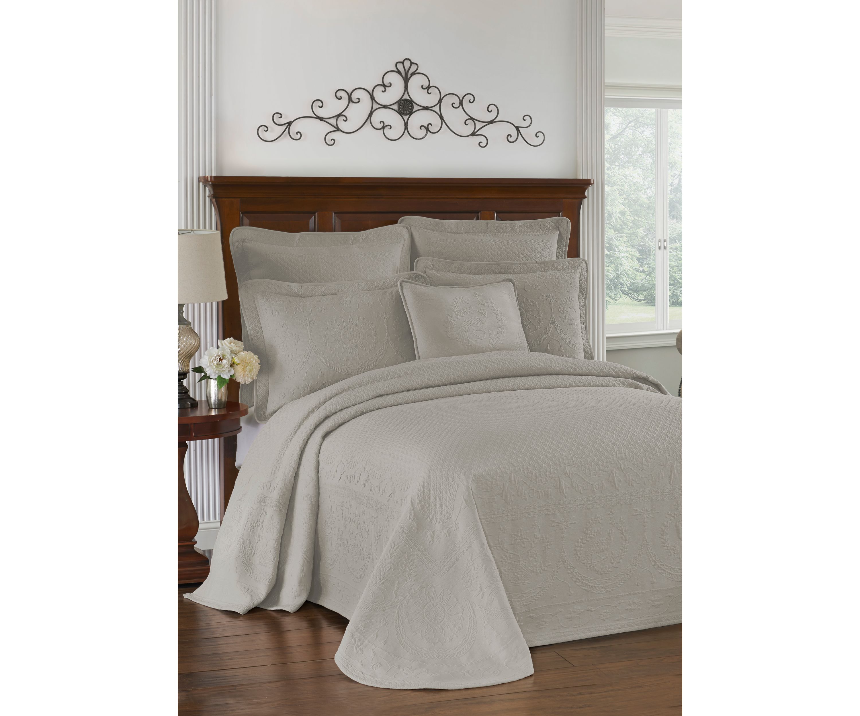 King Charles Matelasse Bedspread