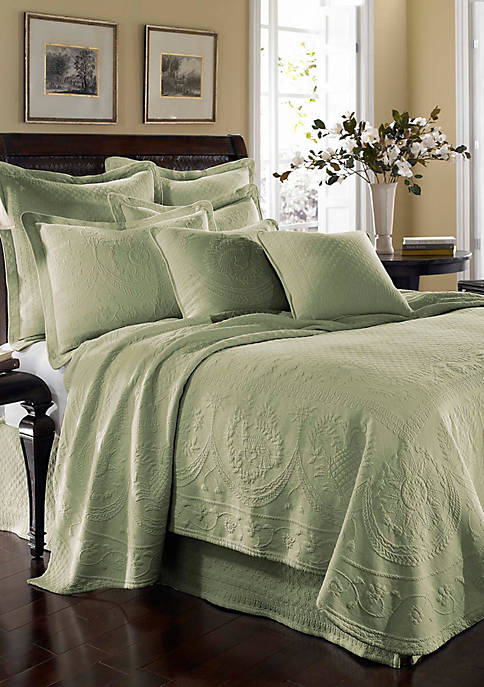 King Charles Queen Coverlet 90-in. x 96-in.