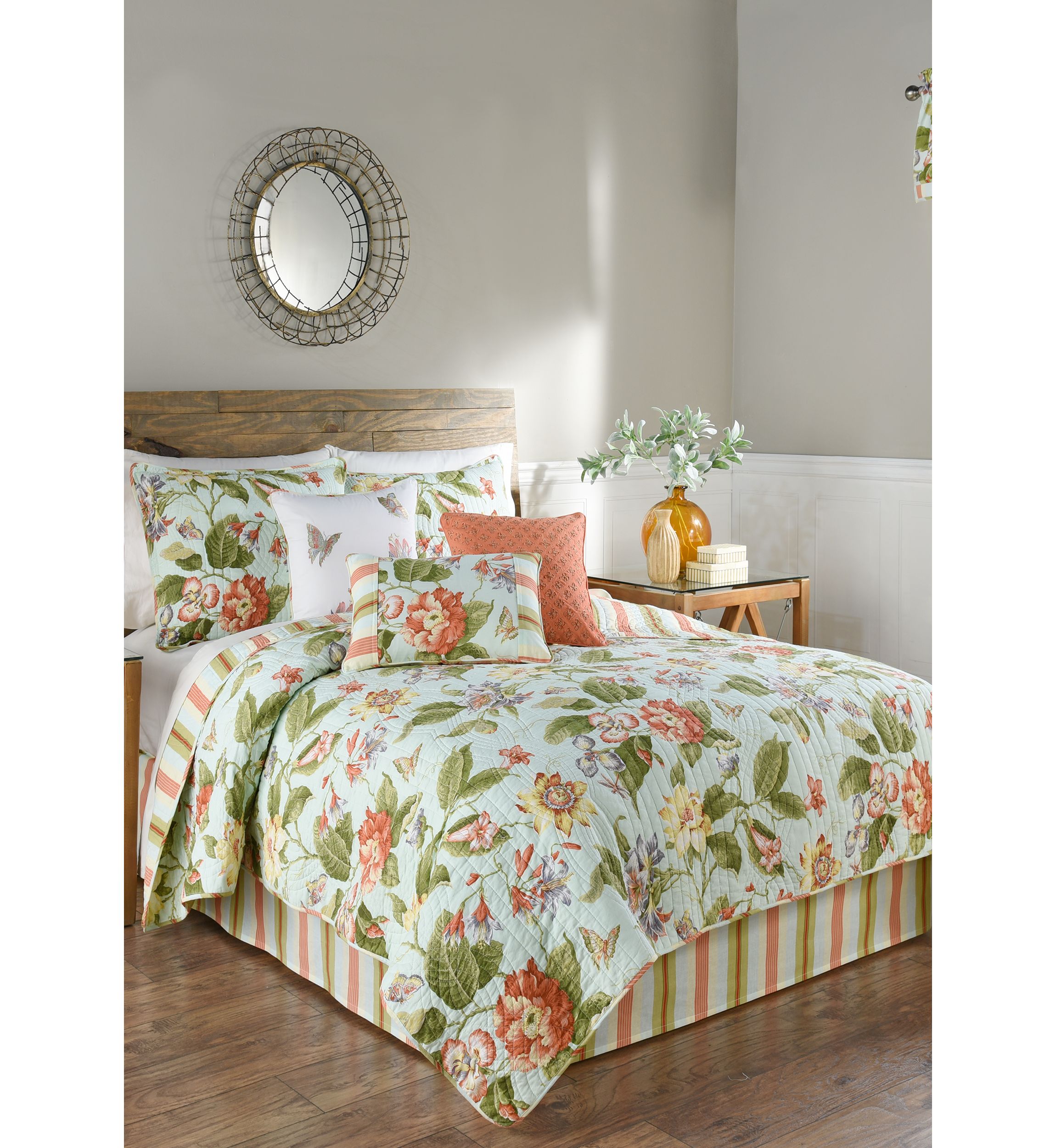 Laurel Springs Quilt Set