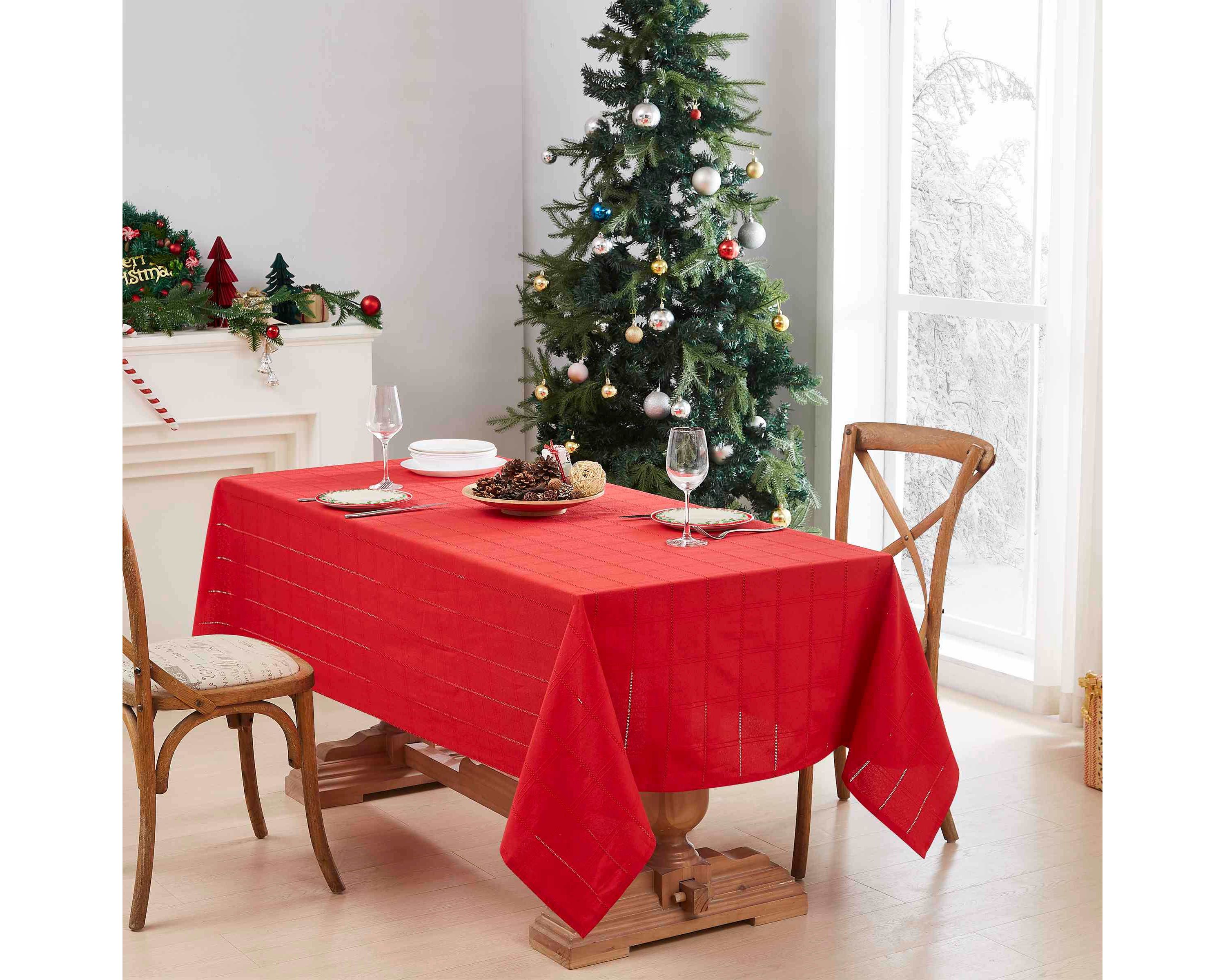 Chadwick Tablecloths