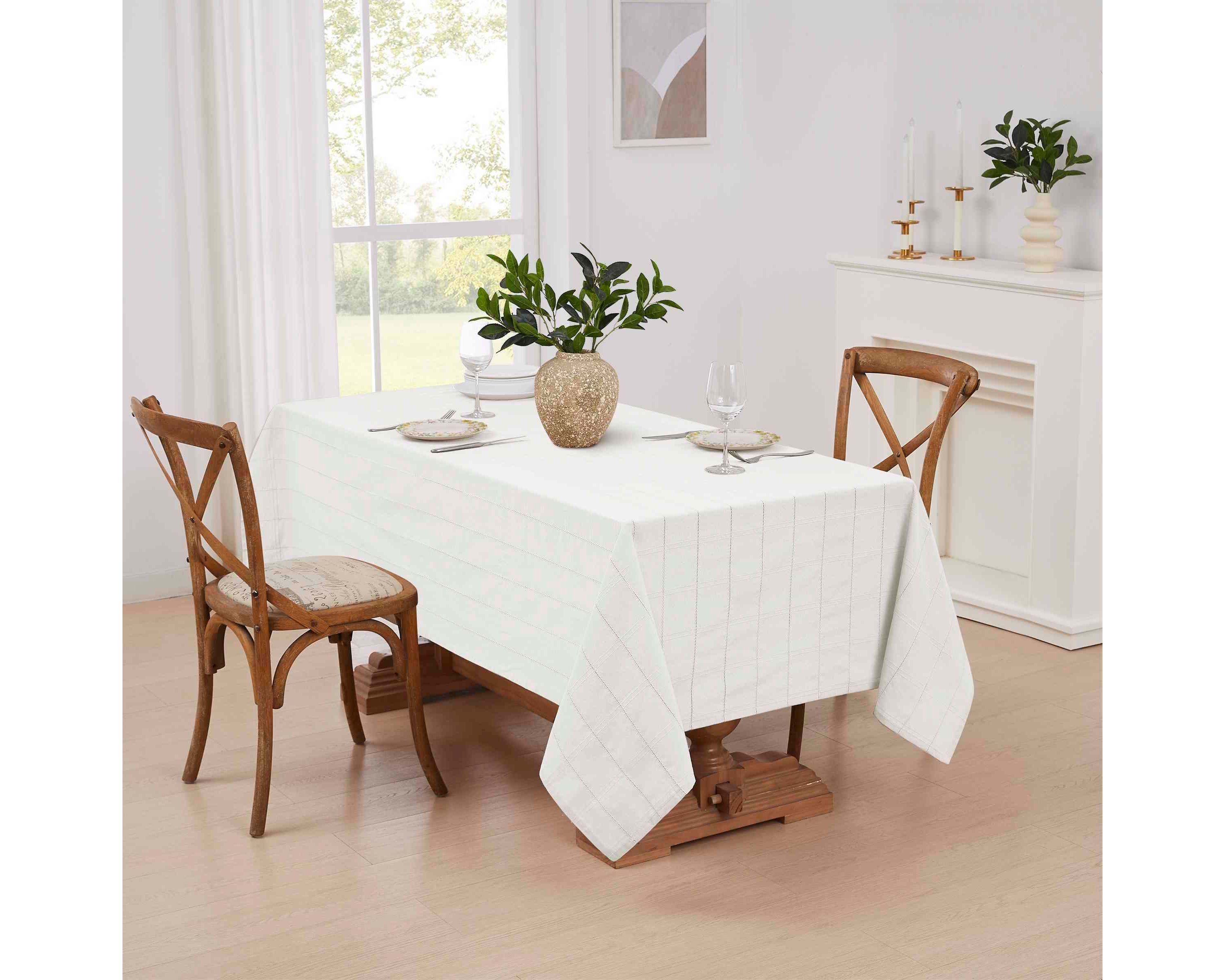 Chadwick Tablecloths