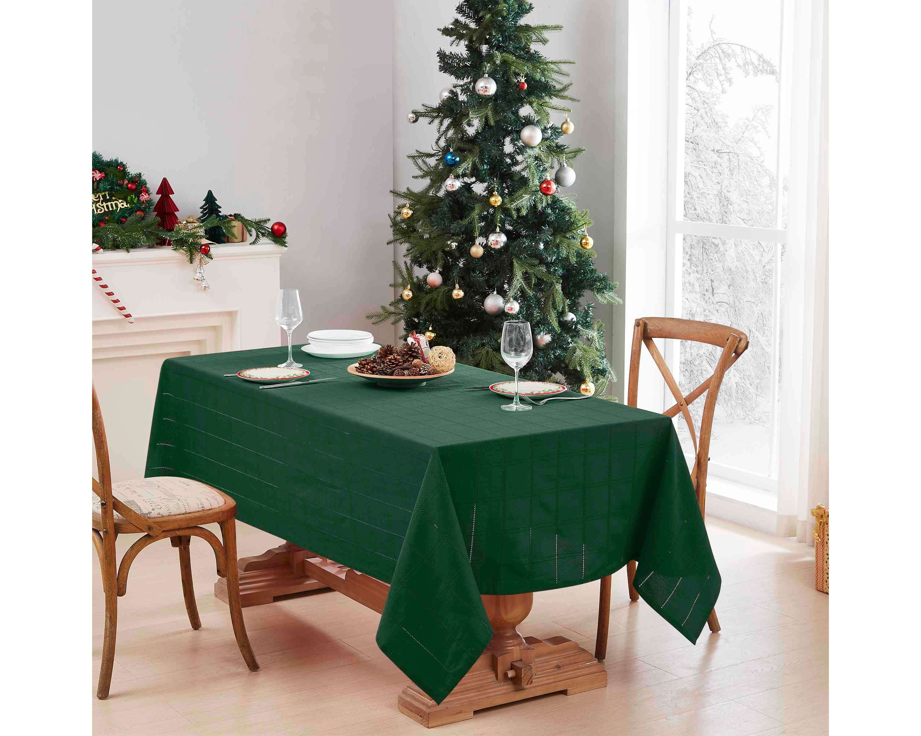 Chadwick Tablecloths