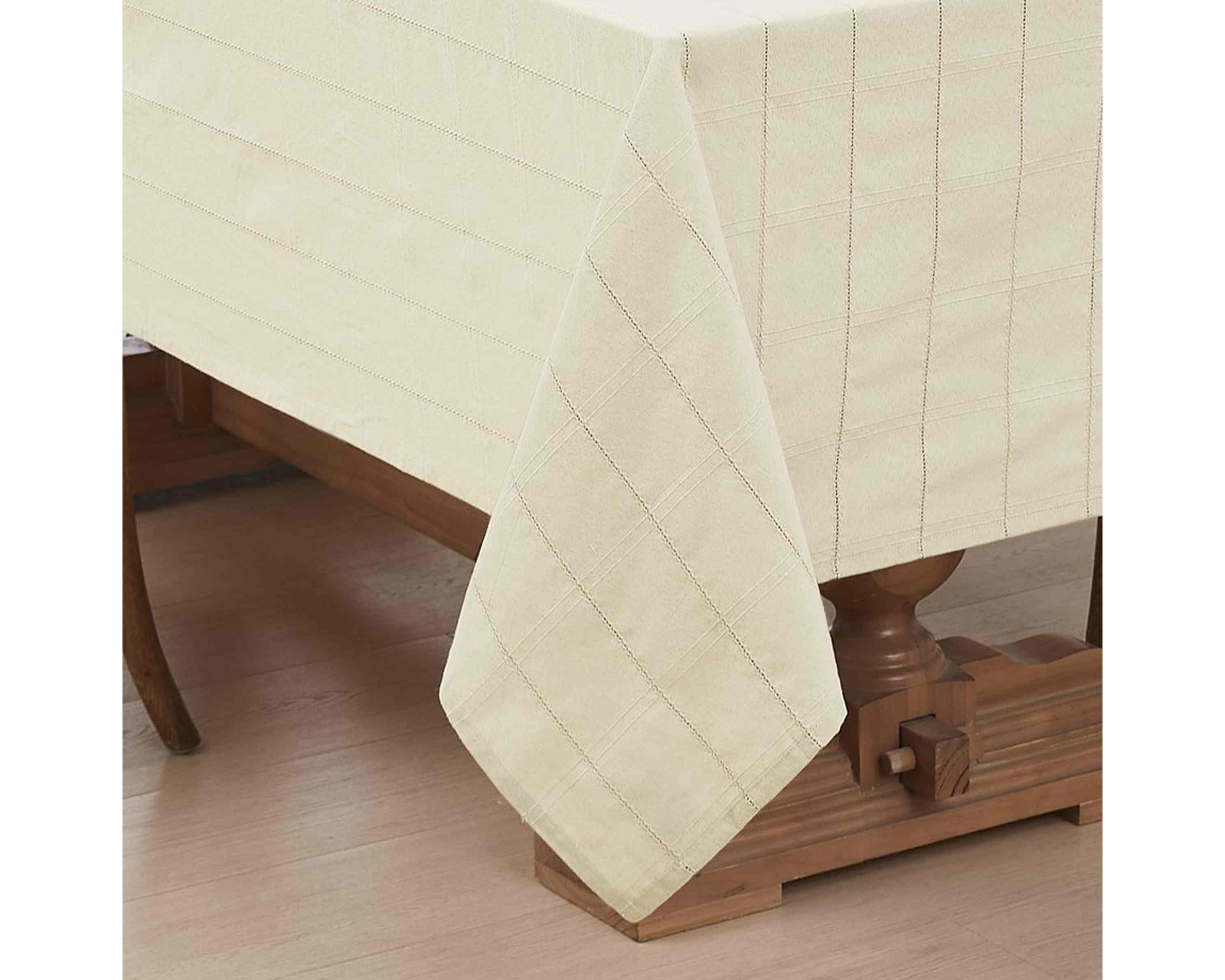 Chadwick Tablecloths