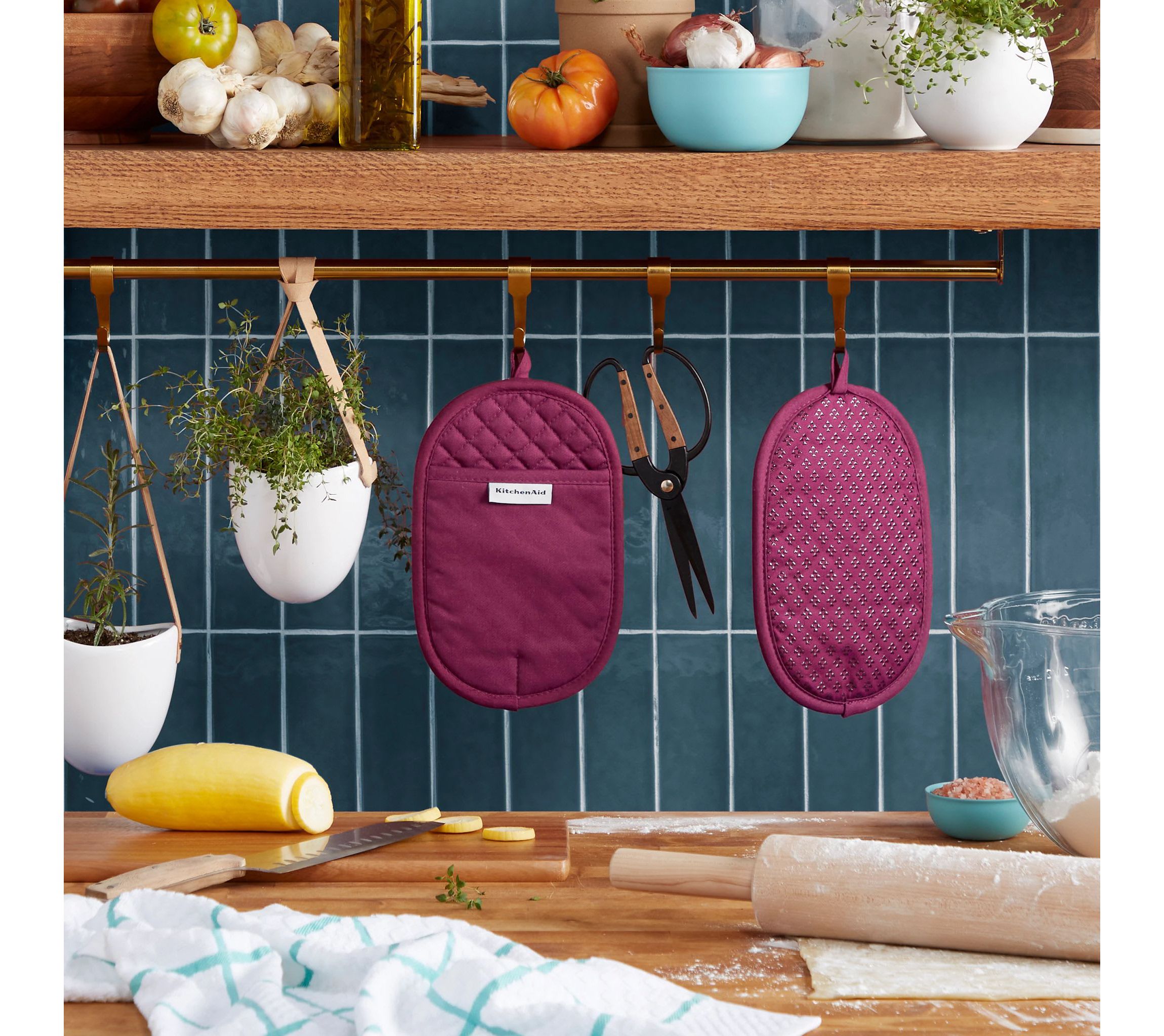 Asteroid Pot Holder Set