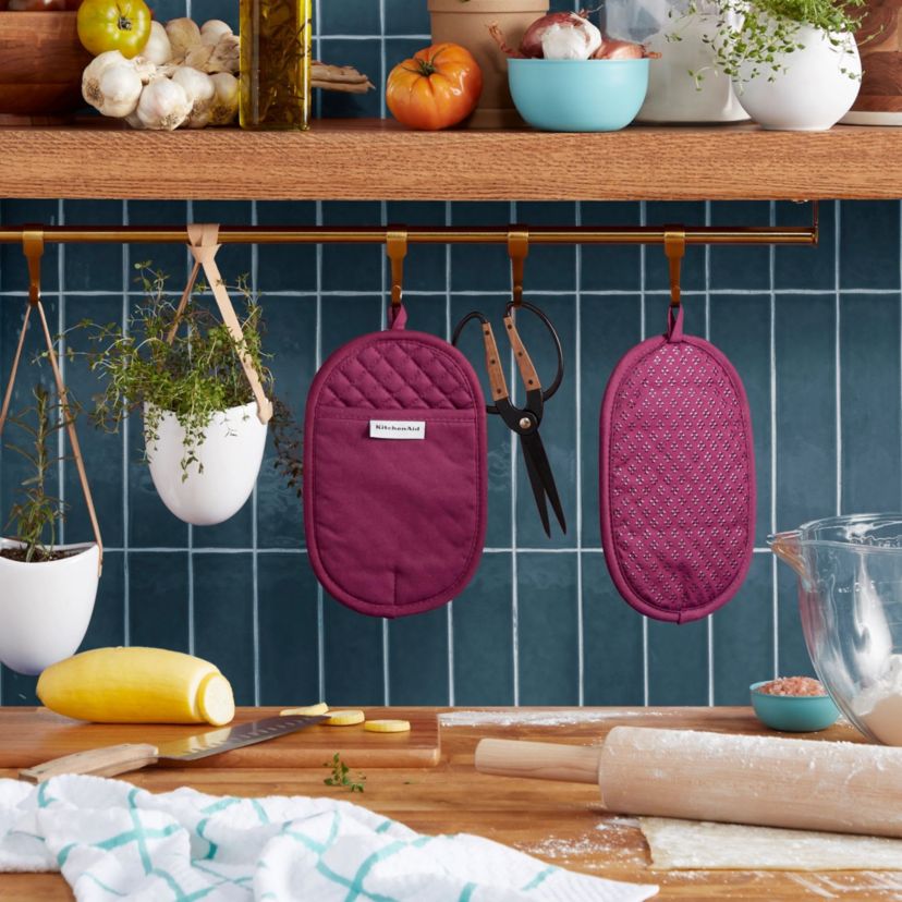 Asteroid Pot Holder Set