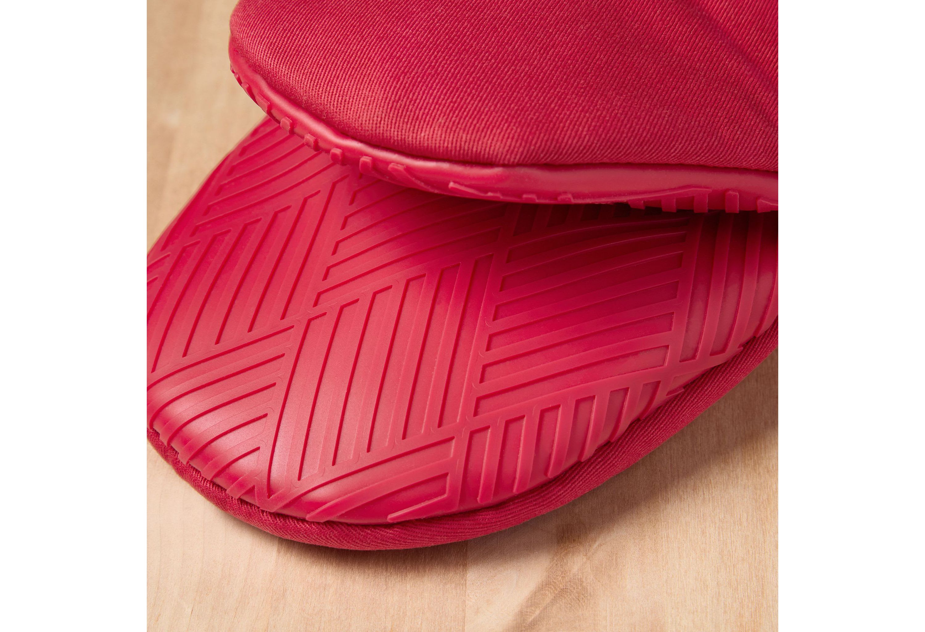 Basketweave Soft Silicone Mini Oven Mitt Set