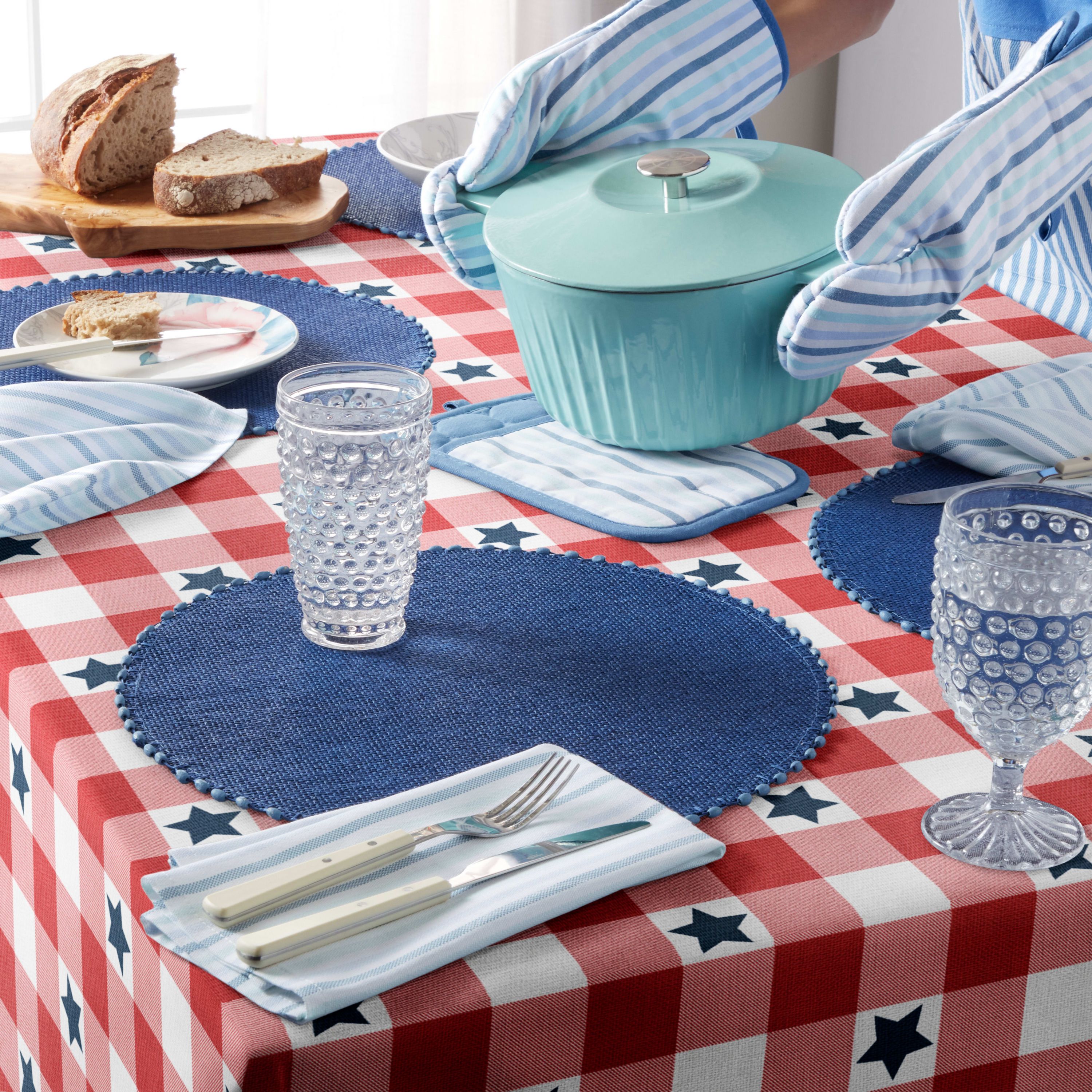 Americana Star Gingham Plaid Red/White/Blue Tablecloth