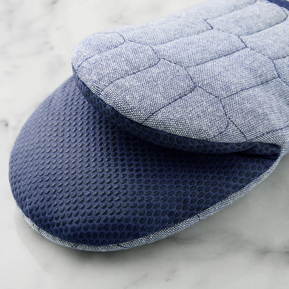 Martha Stewart Honeycomb Quilted Chambray 2-Pack Mini Oven Mitt Set