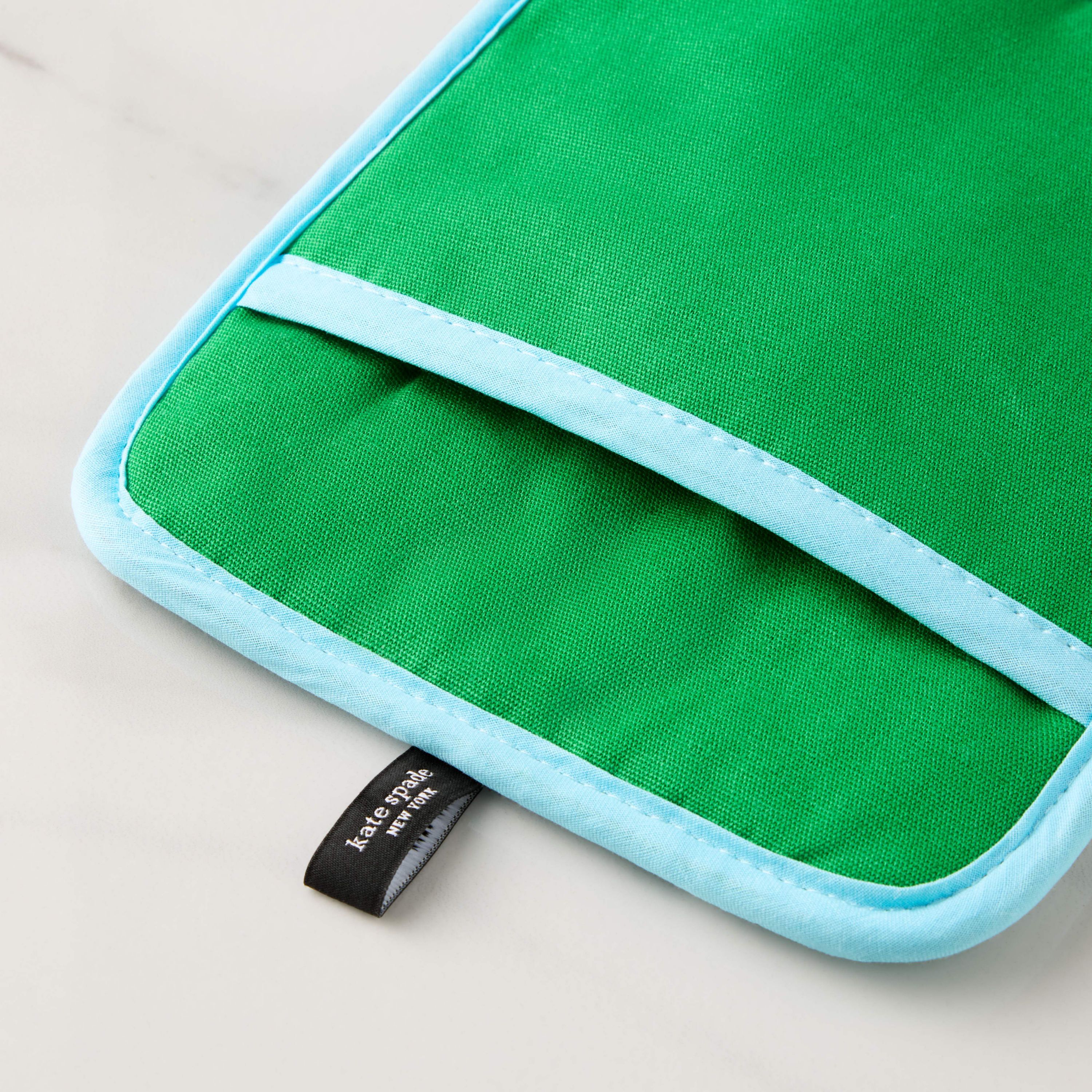 Spade Flower Soft Silicone 2-Pack Pot Holder Set