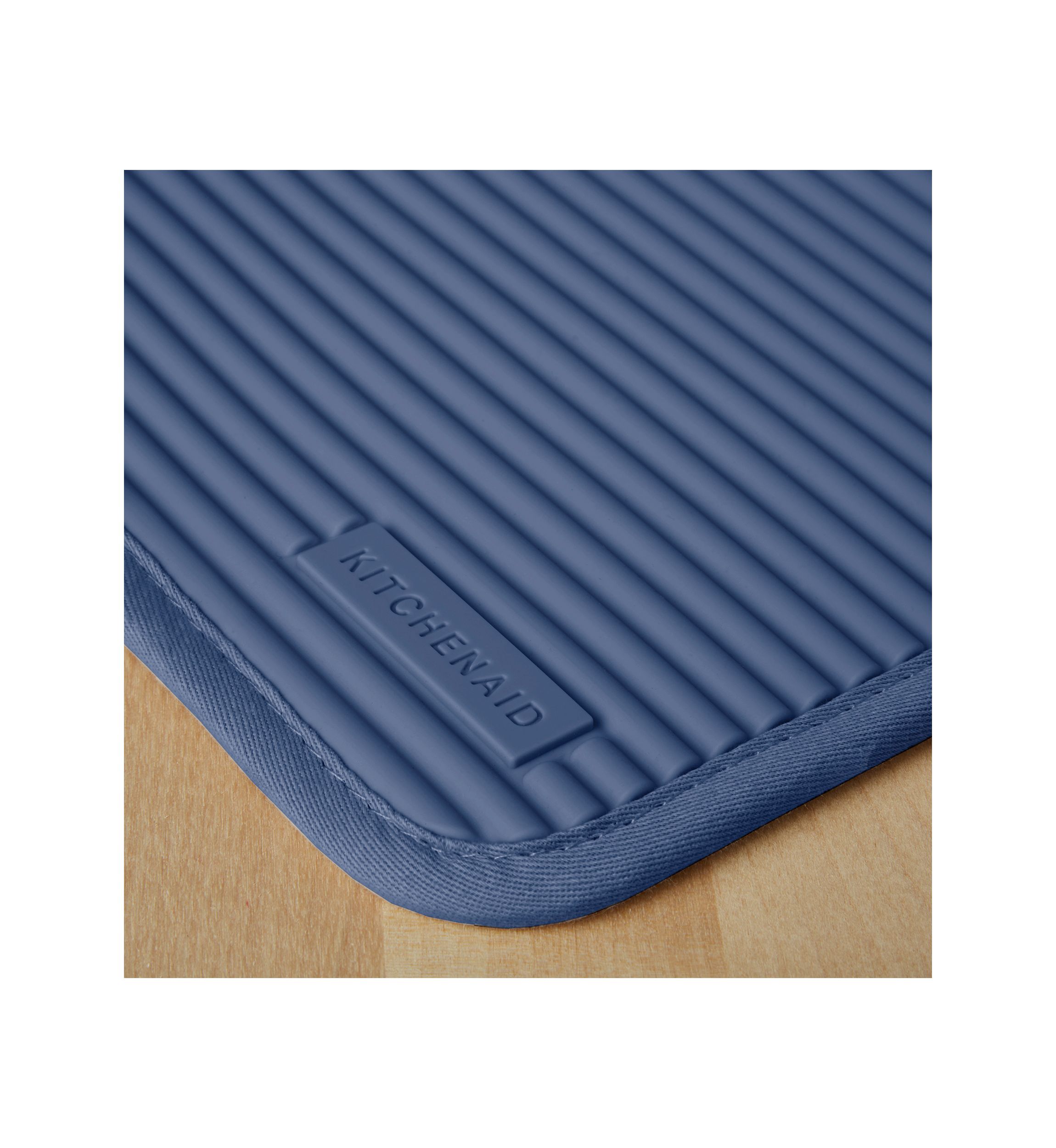 Ribbed Soft Silicone Pot Holder Set