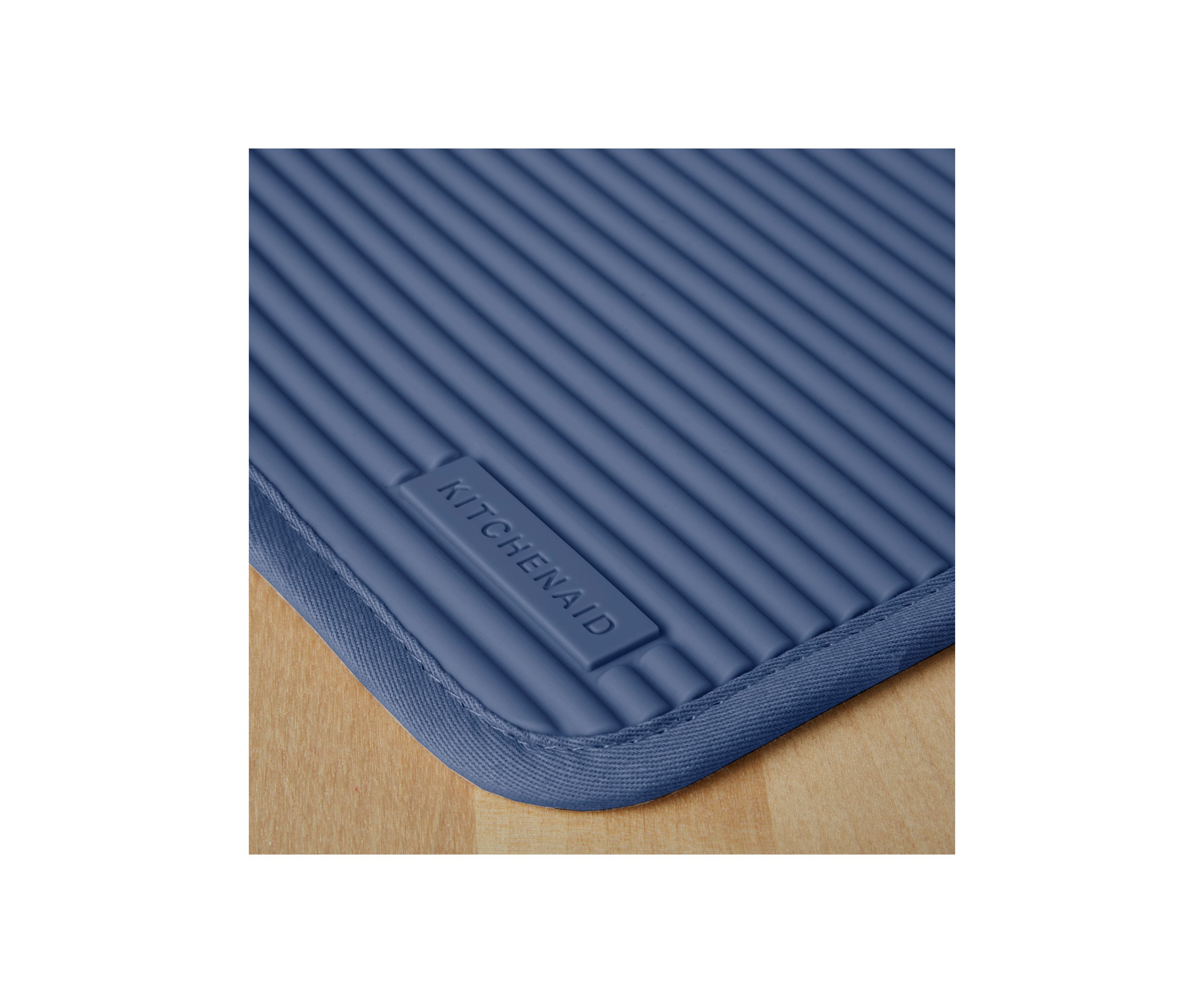 Ribbed Soft Silicone Pot Holder Set