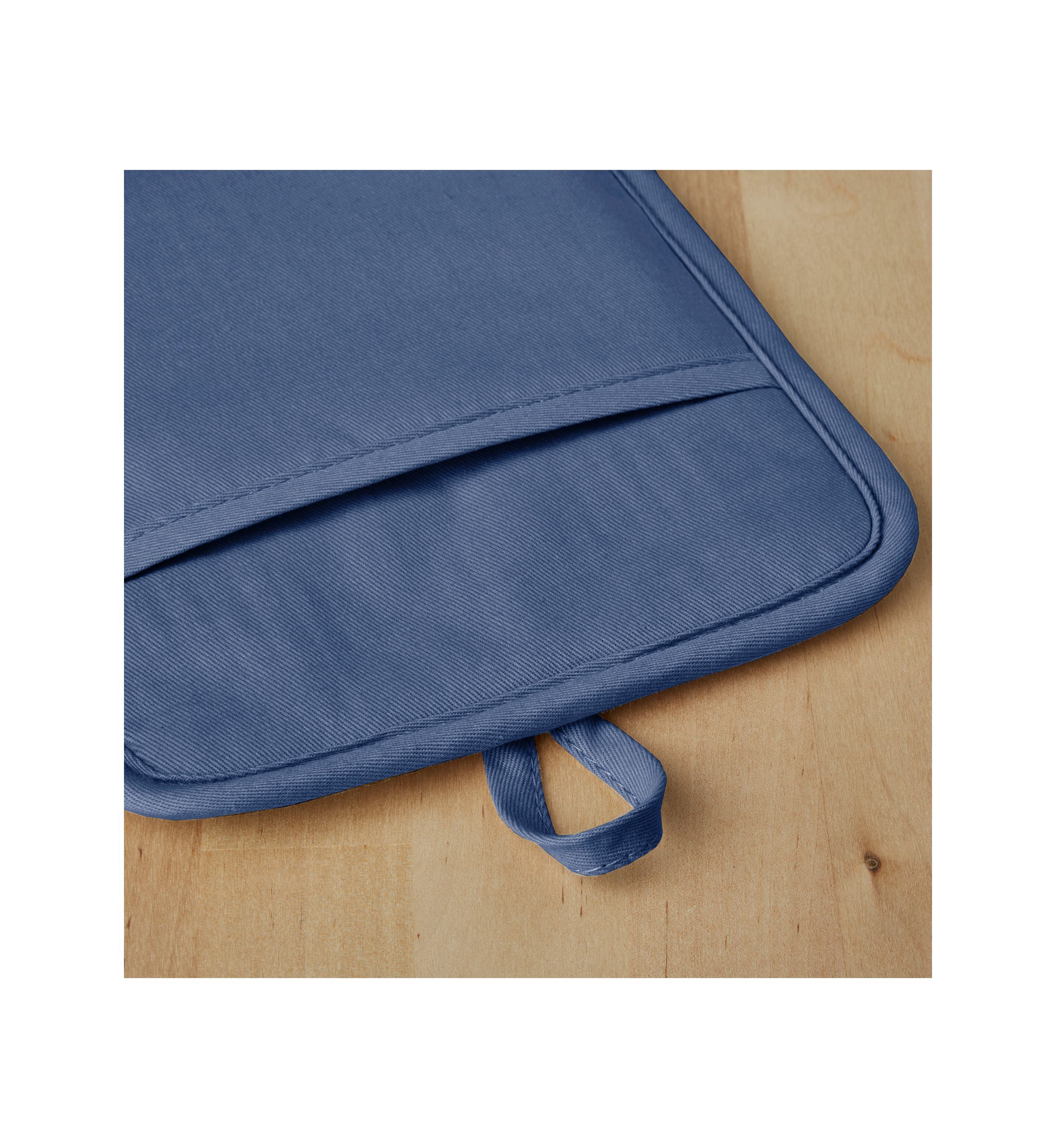 Ribbed Soft Silicone Pot Holder Set