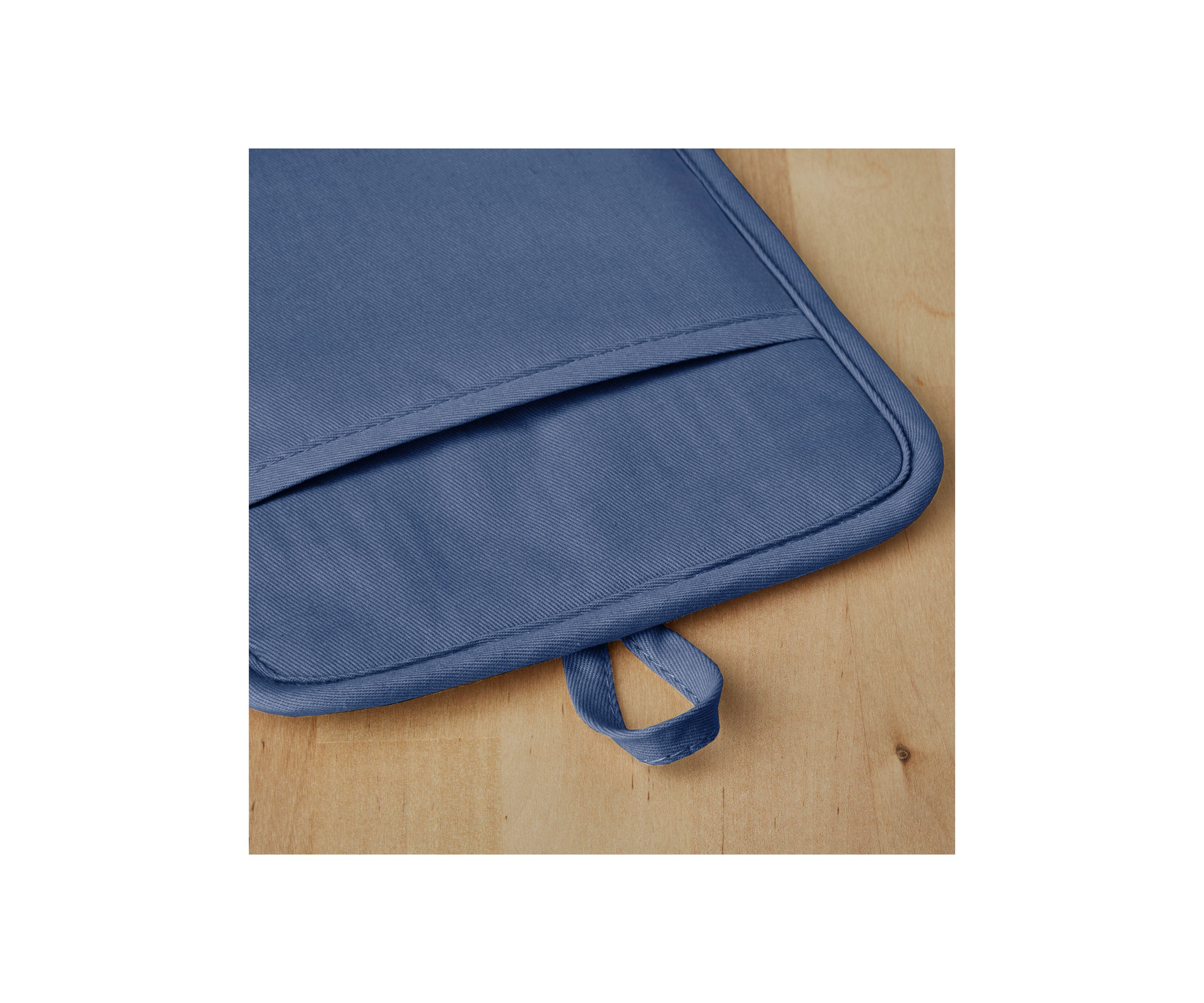 Ribbed Soft Silicone Pot Holder Set