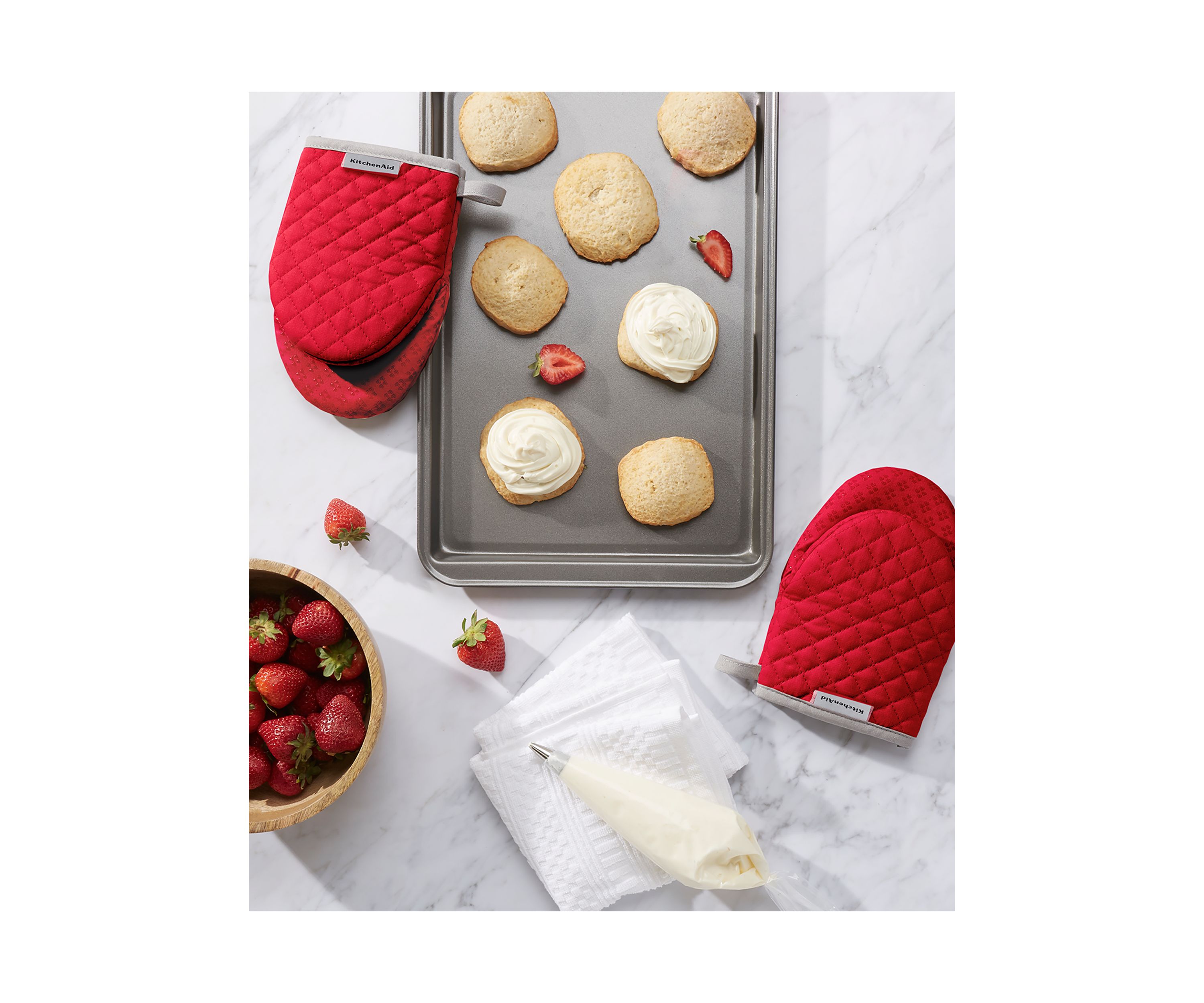 Asteroid Mini Oven Mitt Set