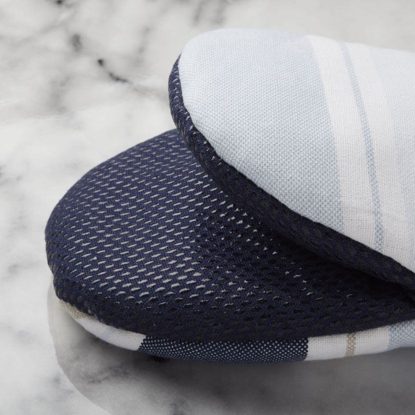 Thin Stripe Mini Mitt Set