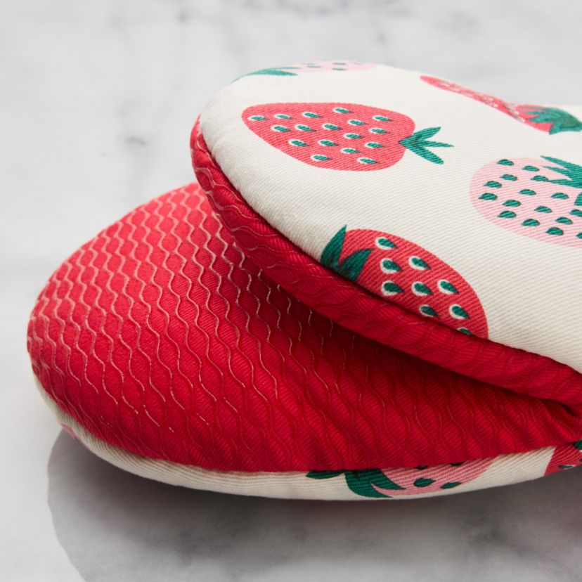 Quirky Strawberries Fruit Pink/Green Mini Oven Mitt Set
