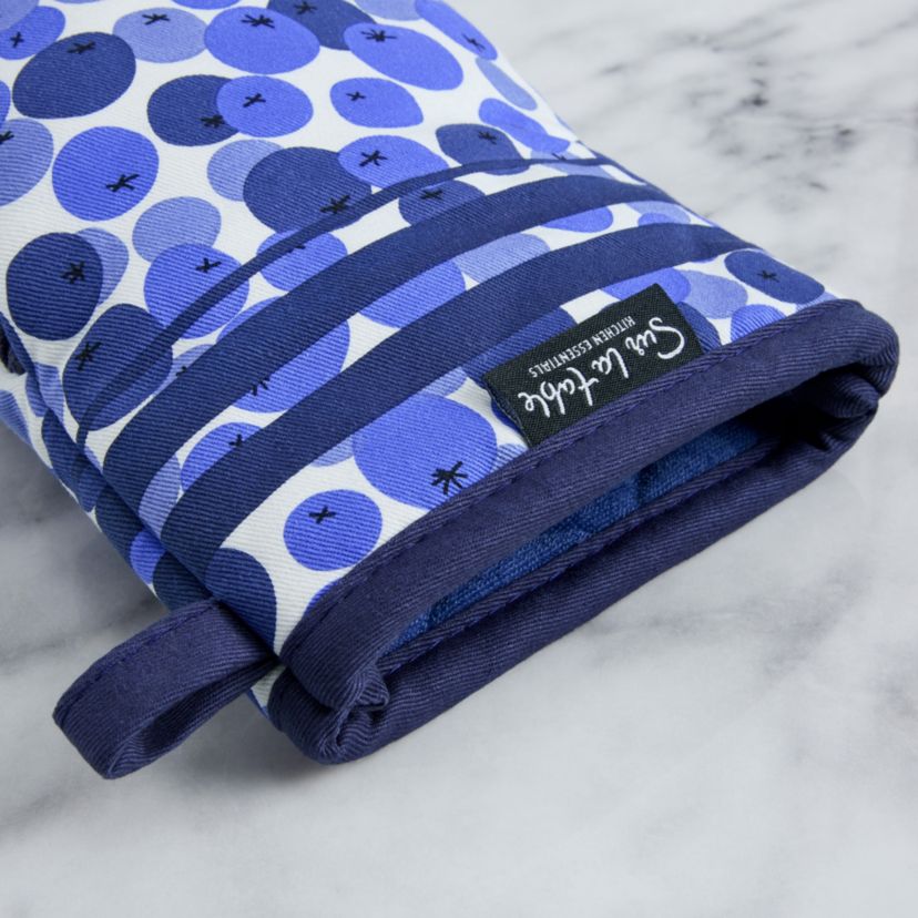 Fresh Blueberries Fruit Blue/White Mini Oven Mitt Set