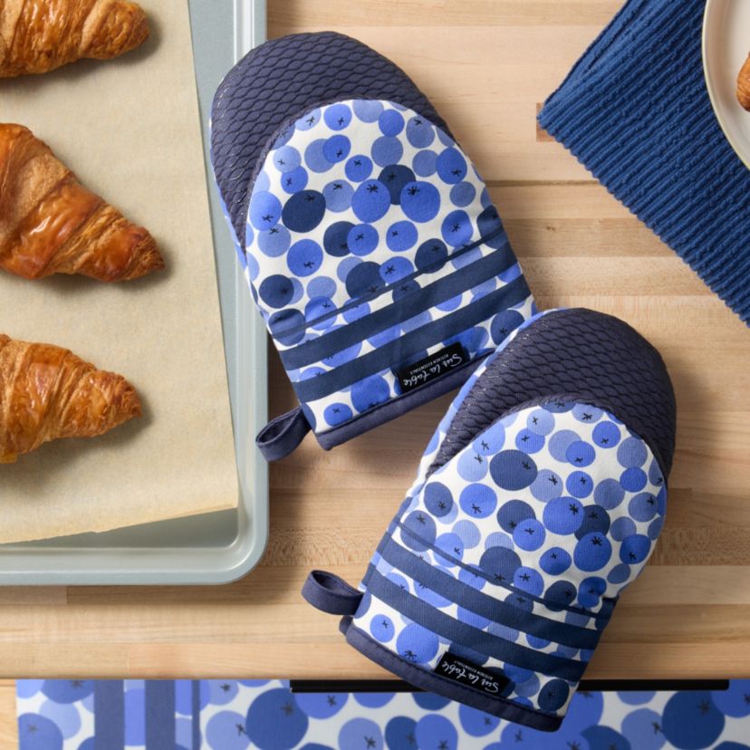 Fresh Blueberries Fruit Blue/White Mini Oven Mitt Set