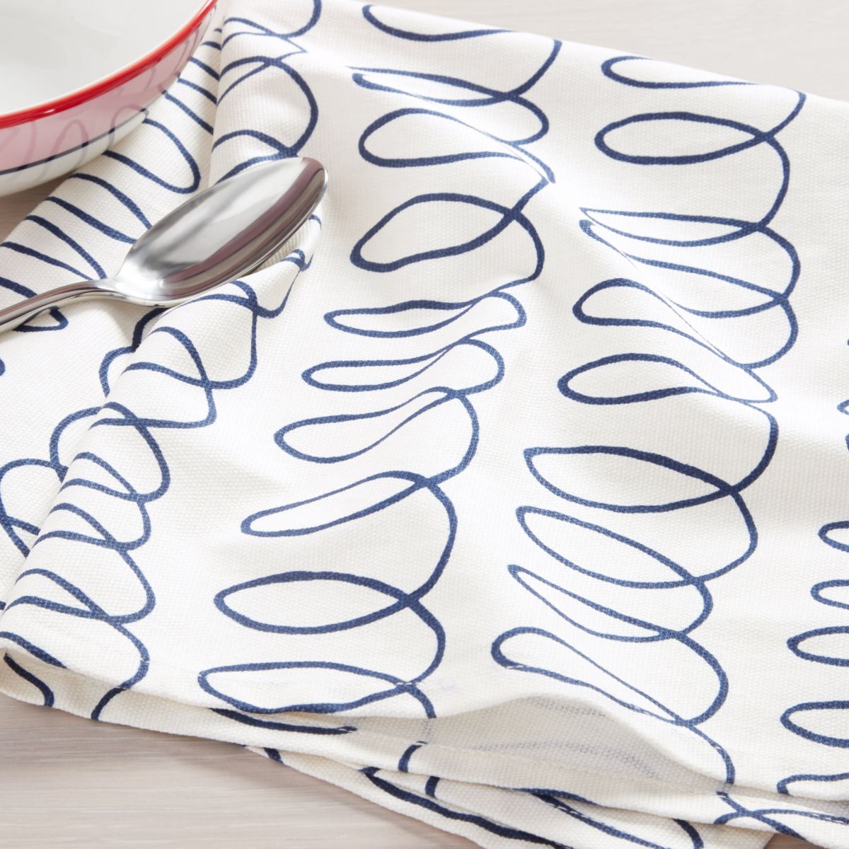 In The Loop Napkin Set