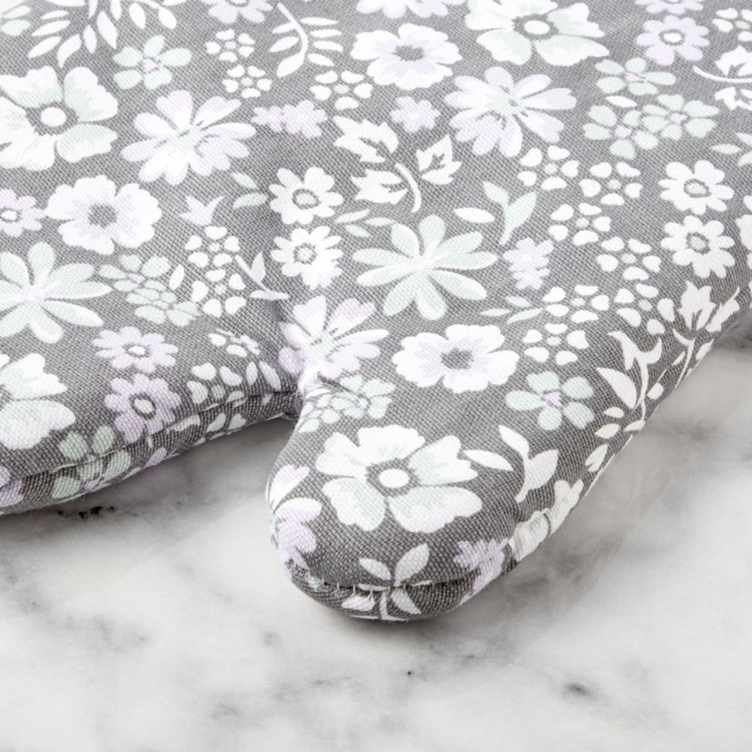 Ditsy Floral Oven Mitt Set