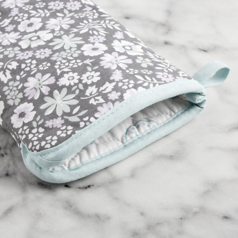 Ditsy Floral Oven Mitt Set