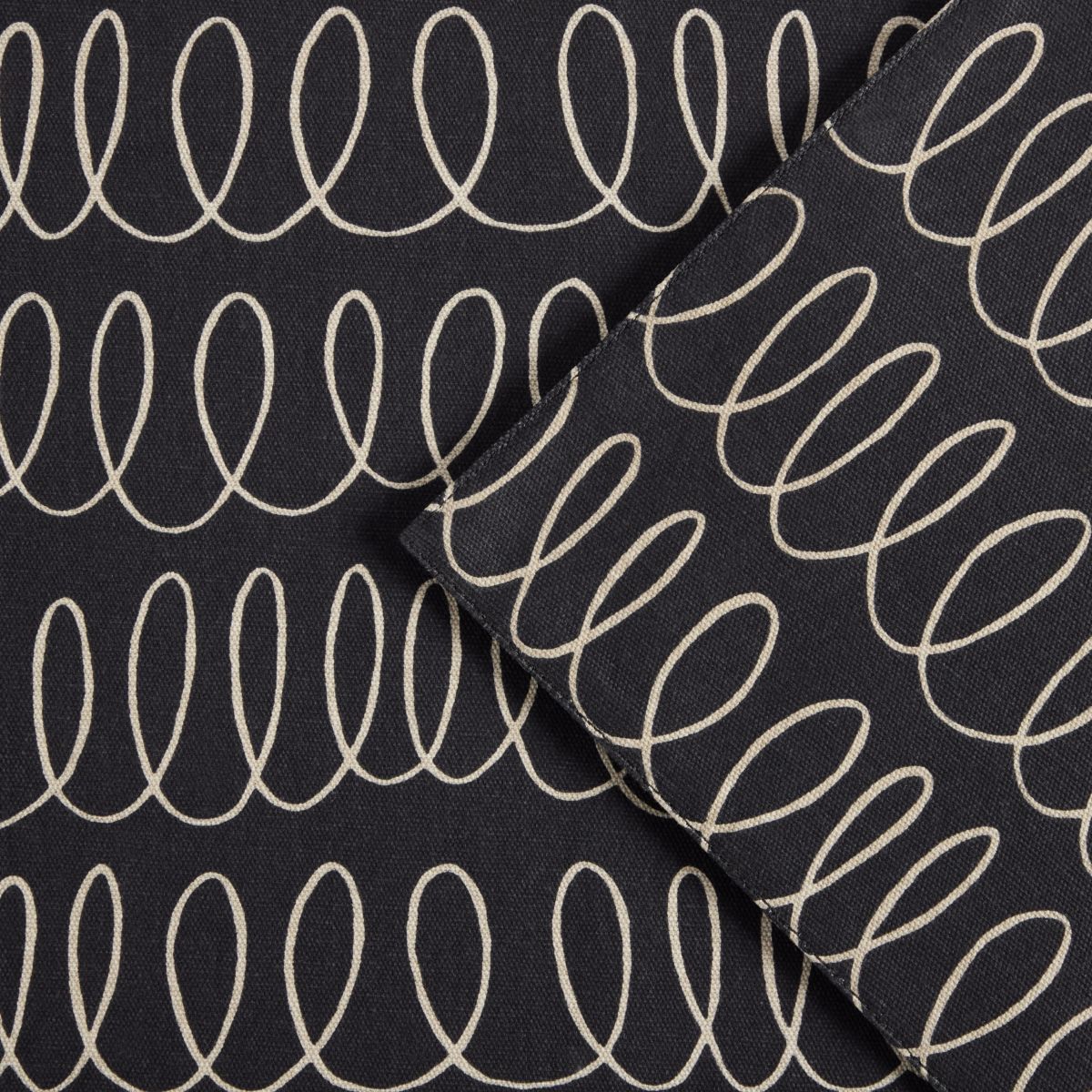 In The Loop Rose Placemat Set