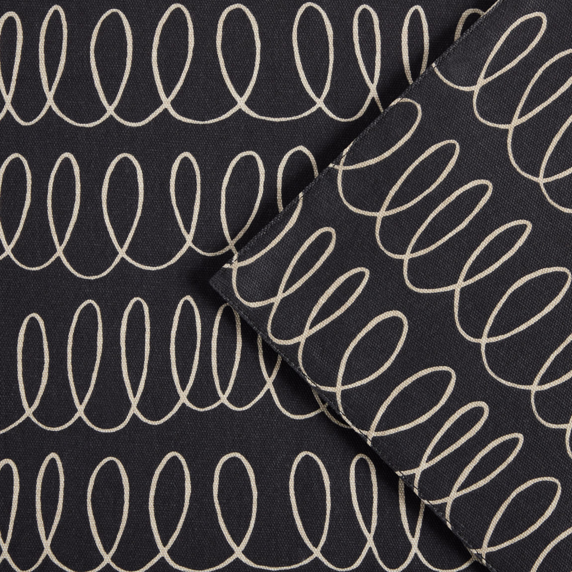 In The Loop Rose Placemat Set