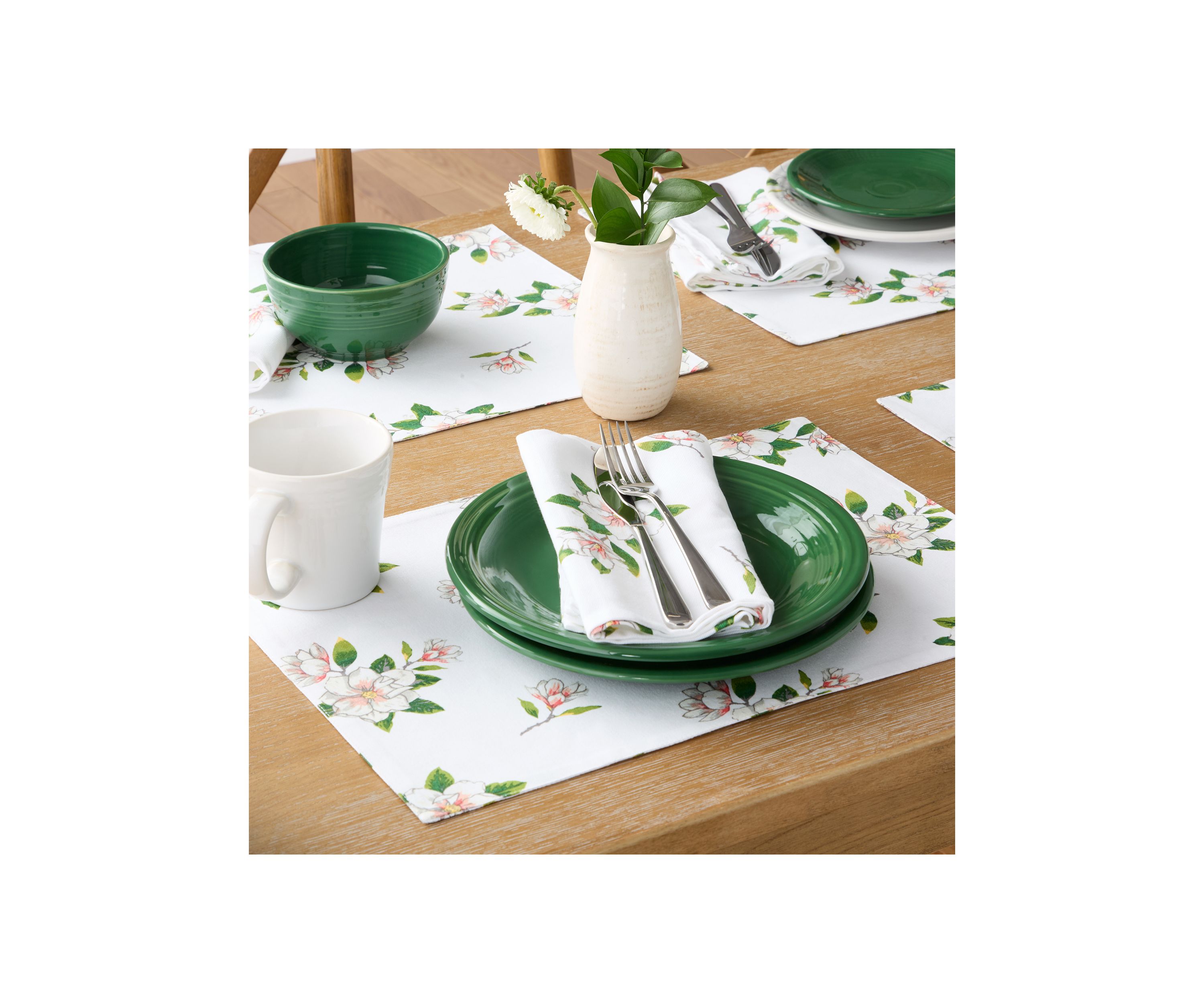 Magnolia All Over Floral 4-Pack Placemat Set