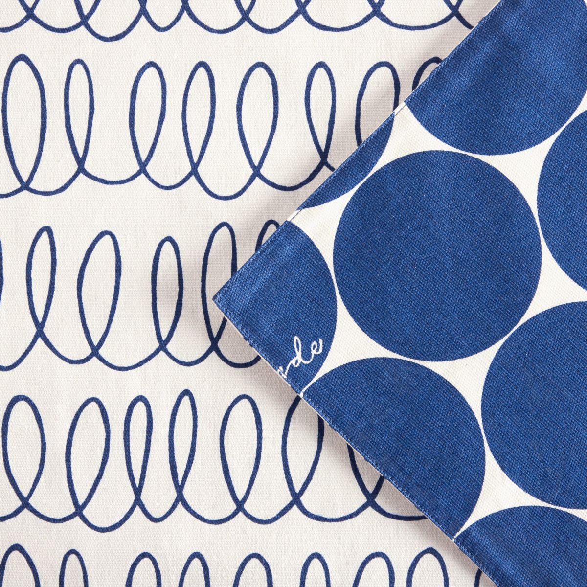 In The Loop Joy Dot Blue Table Runner
