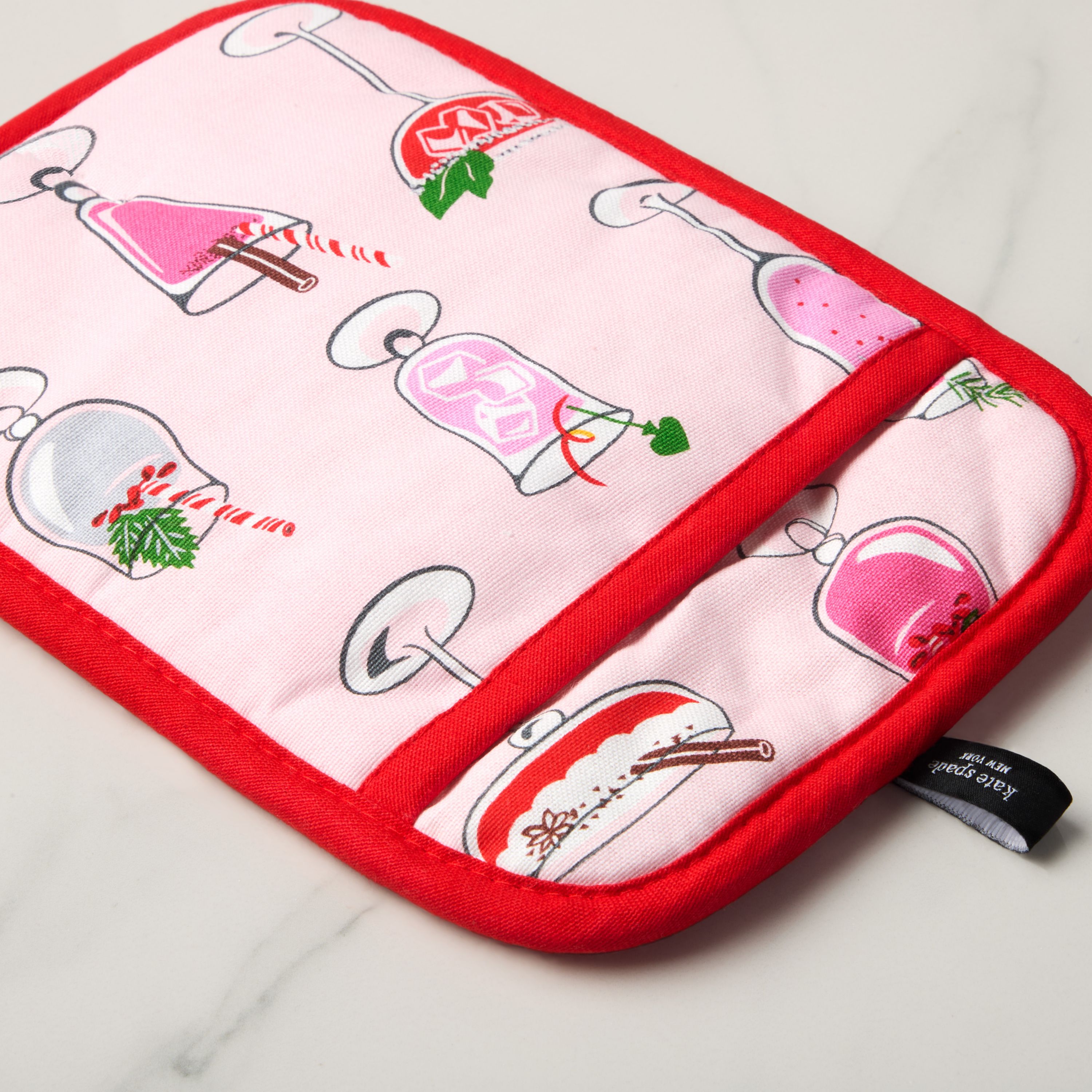 Holiday Cocktails Red/Pink/Green Kitchen Towels, Oven Mitt, and Pot Holder Set 
