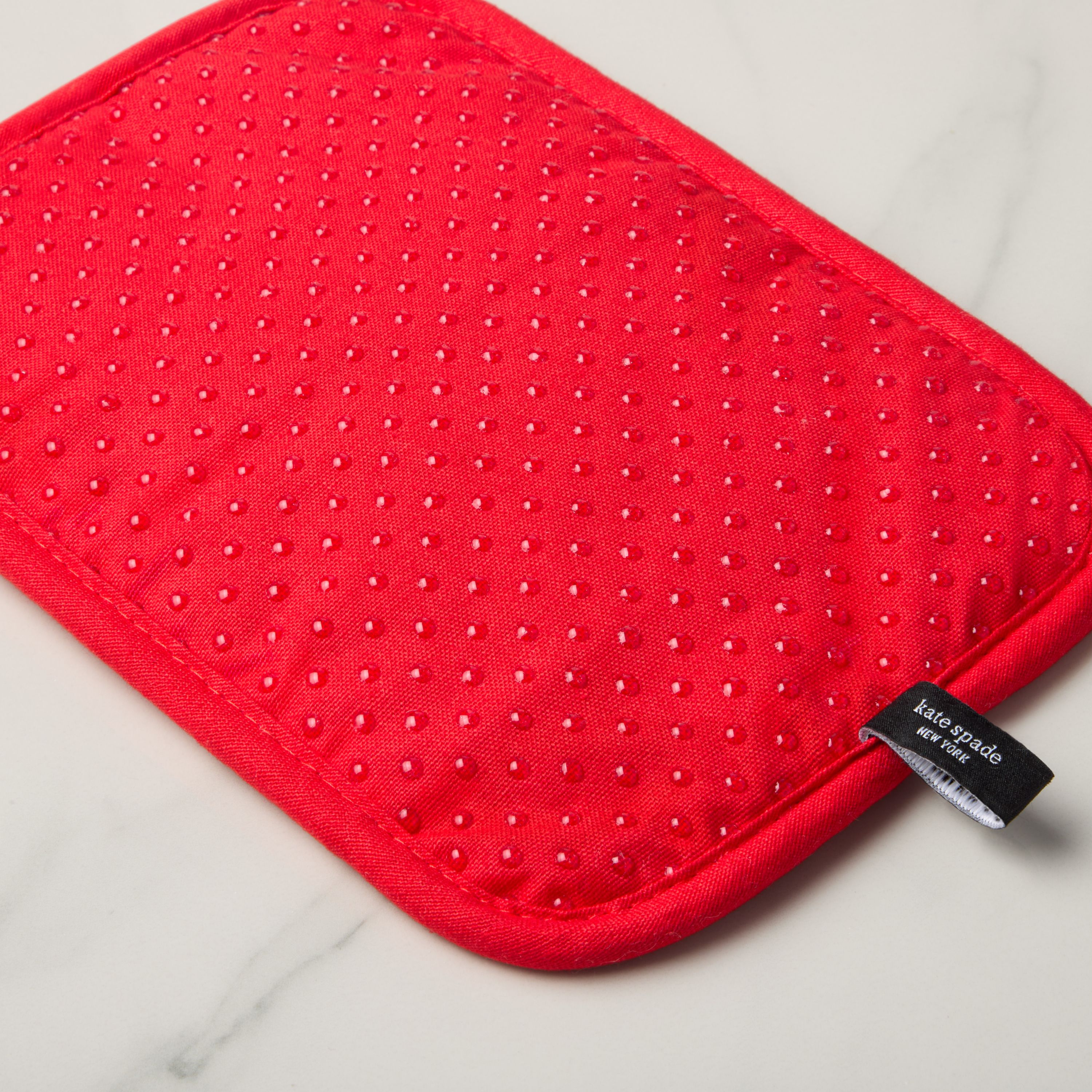 Holiday Cocktails Red/Pink/Green Kitchen Towels, Oven Mitt, and Pot Holder Set 