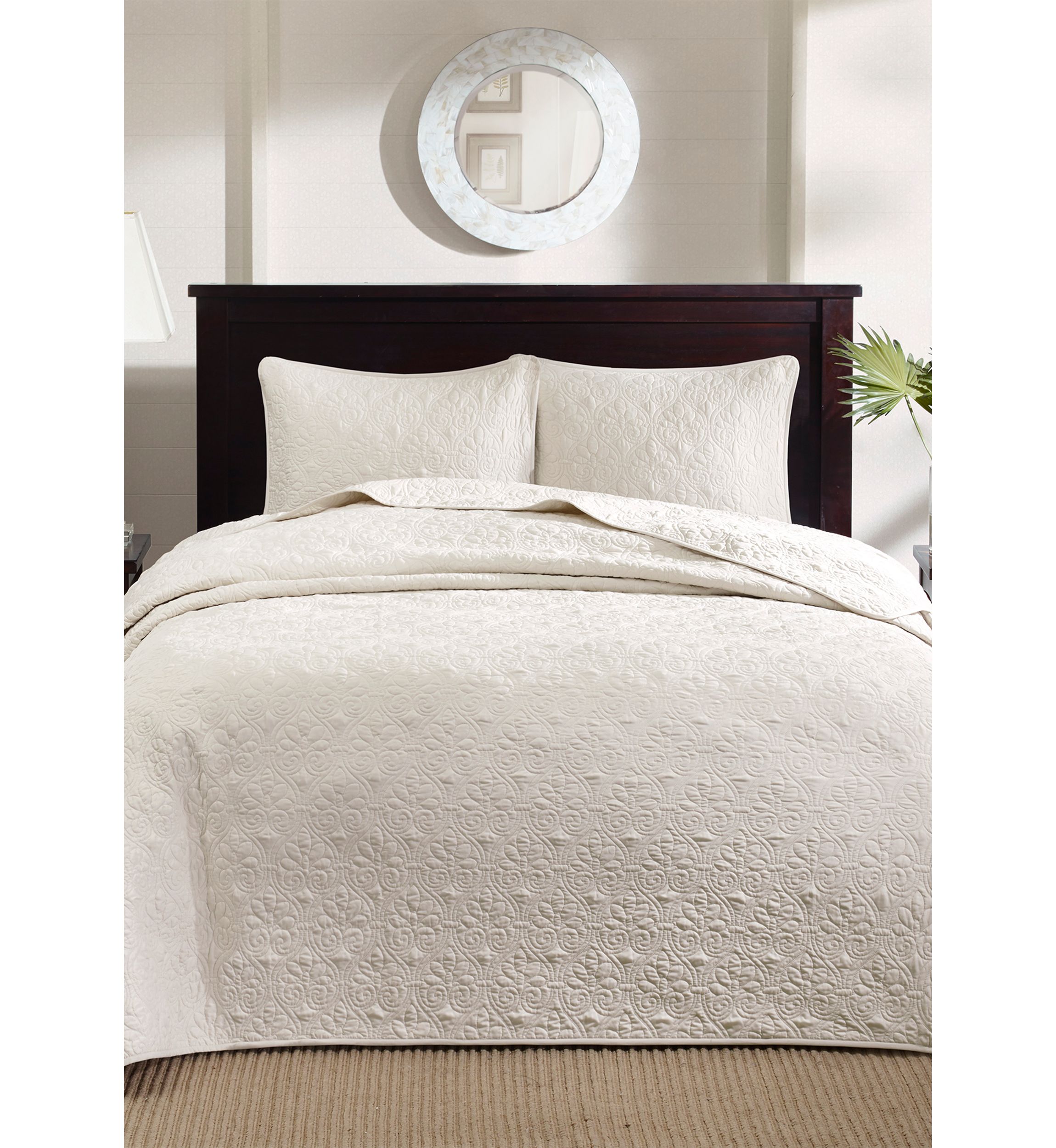 Quebec Reversible Bedspread Set