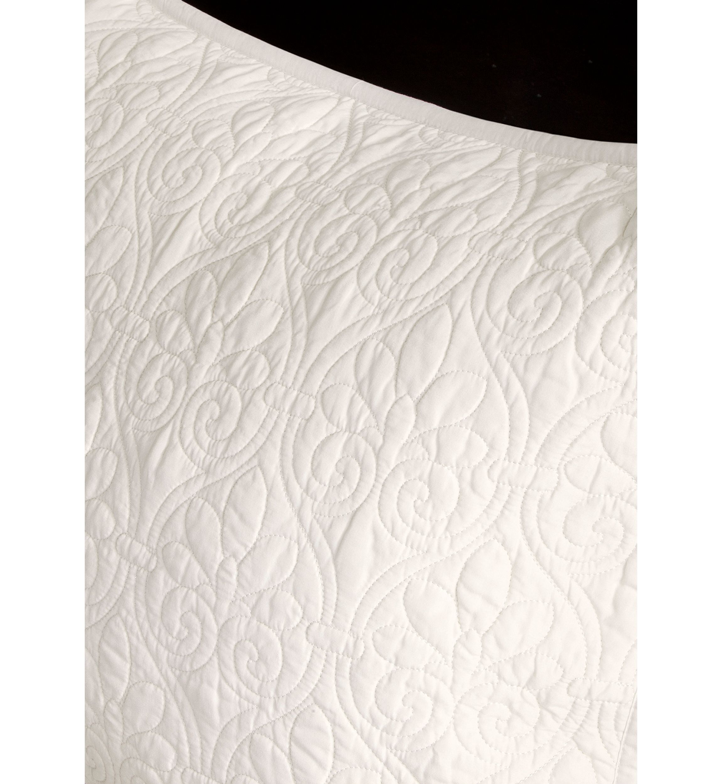 Quebec Reversible Bedspread Set