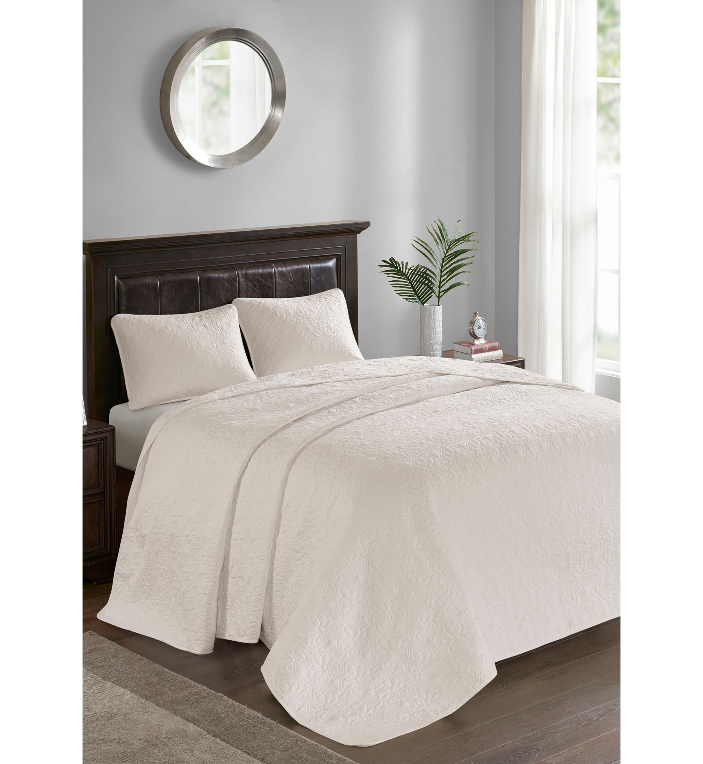 Quebec Reversible Bedspread Set