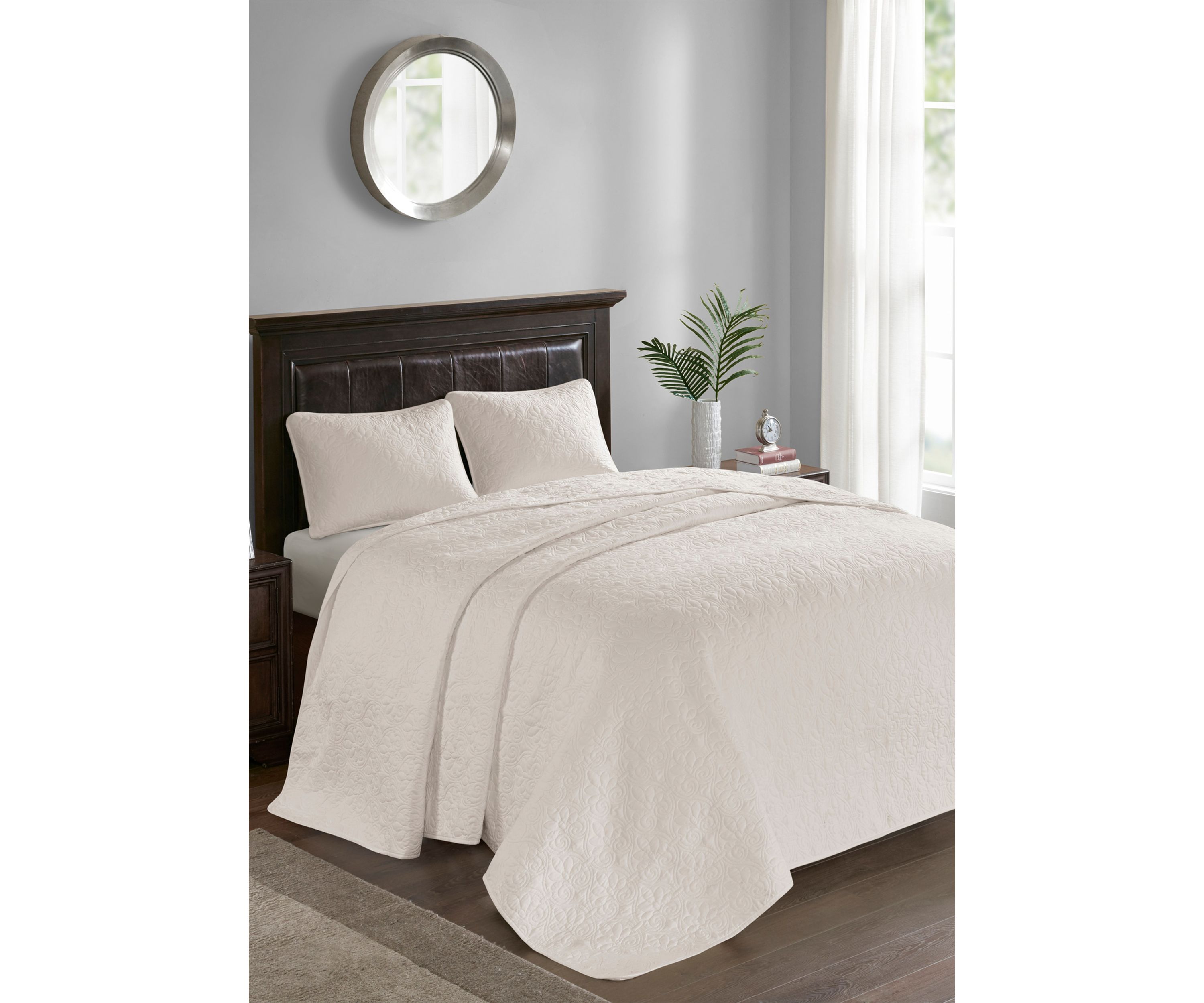 Quebec Reversible Bedspread Set