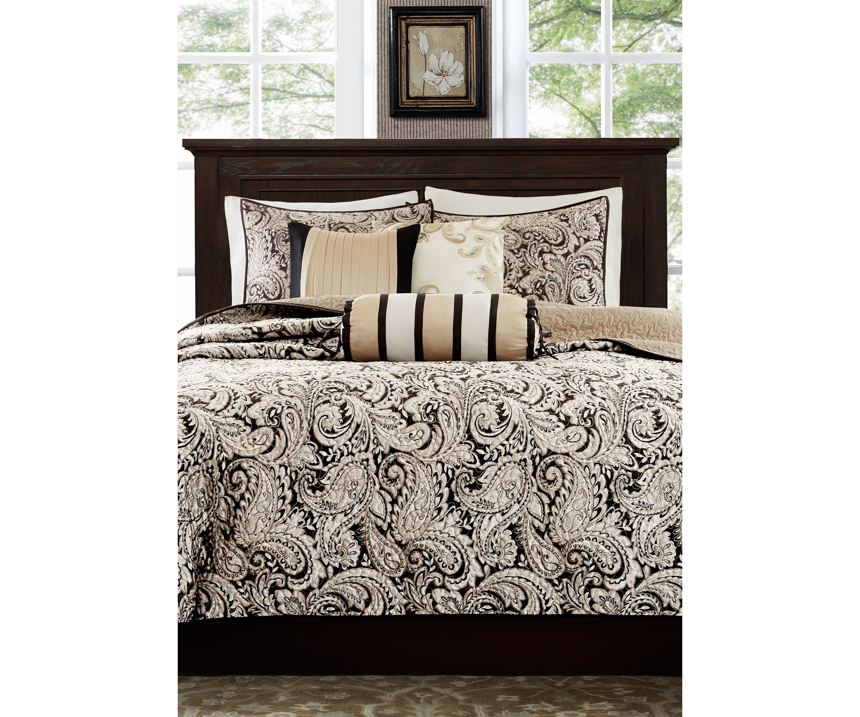 Aubrey 6 Piece Jacquard Quilt Set with Throw Pillows