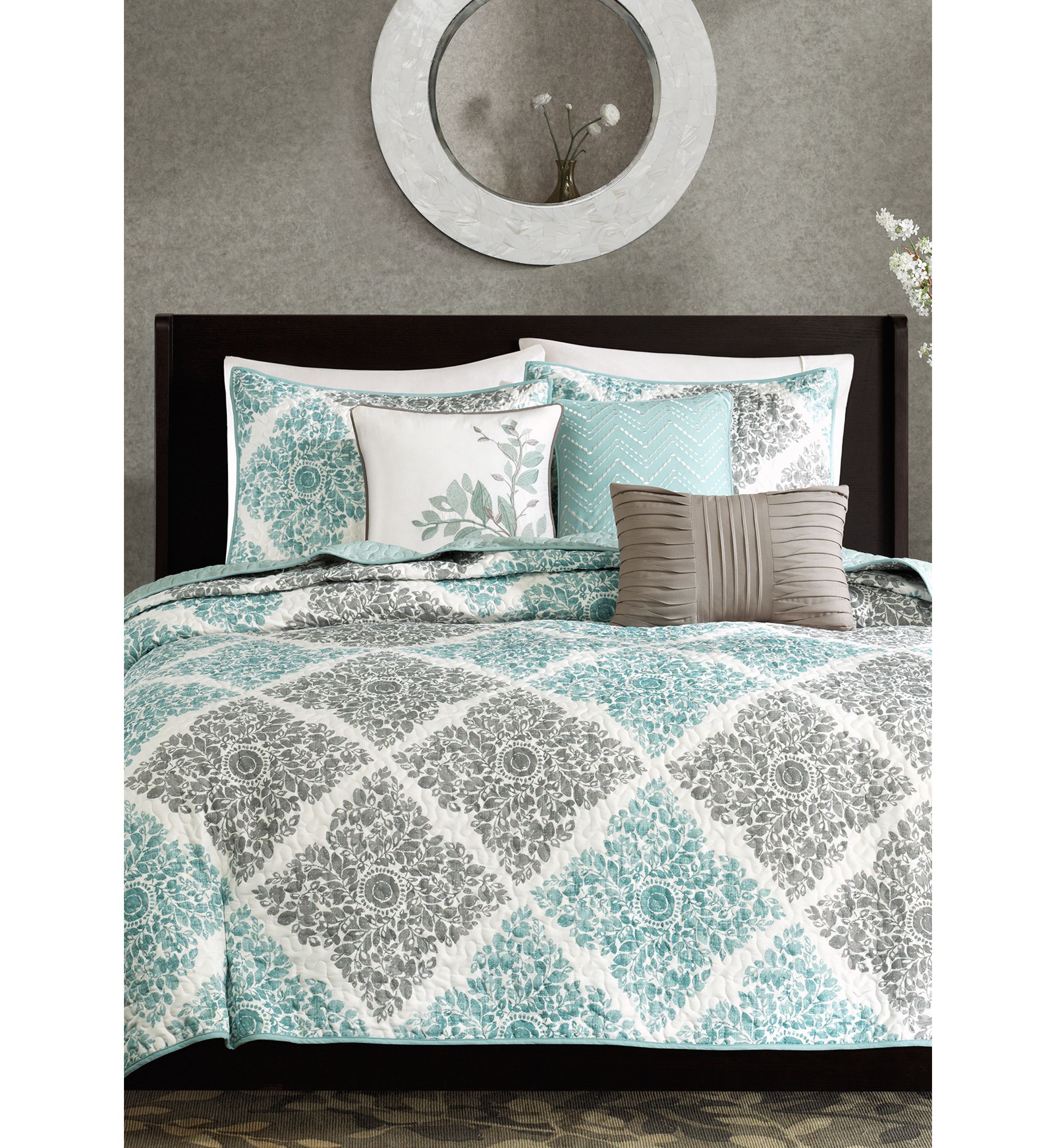 Claire 6-Piece Quilted Coverlet Set