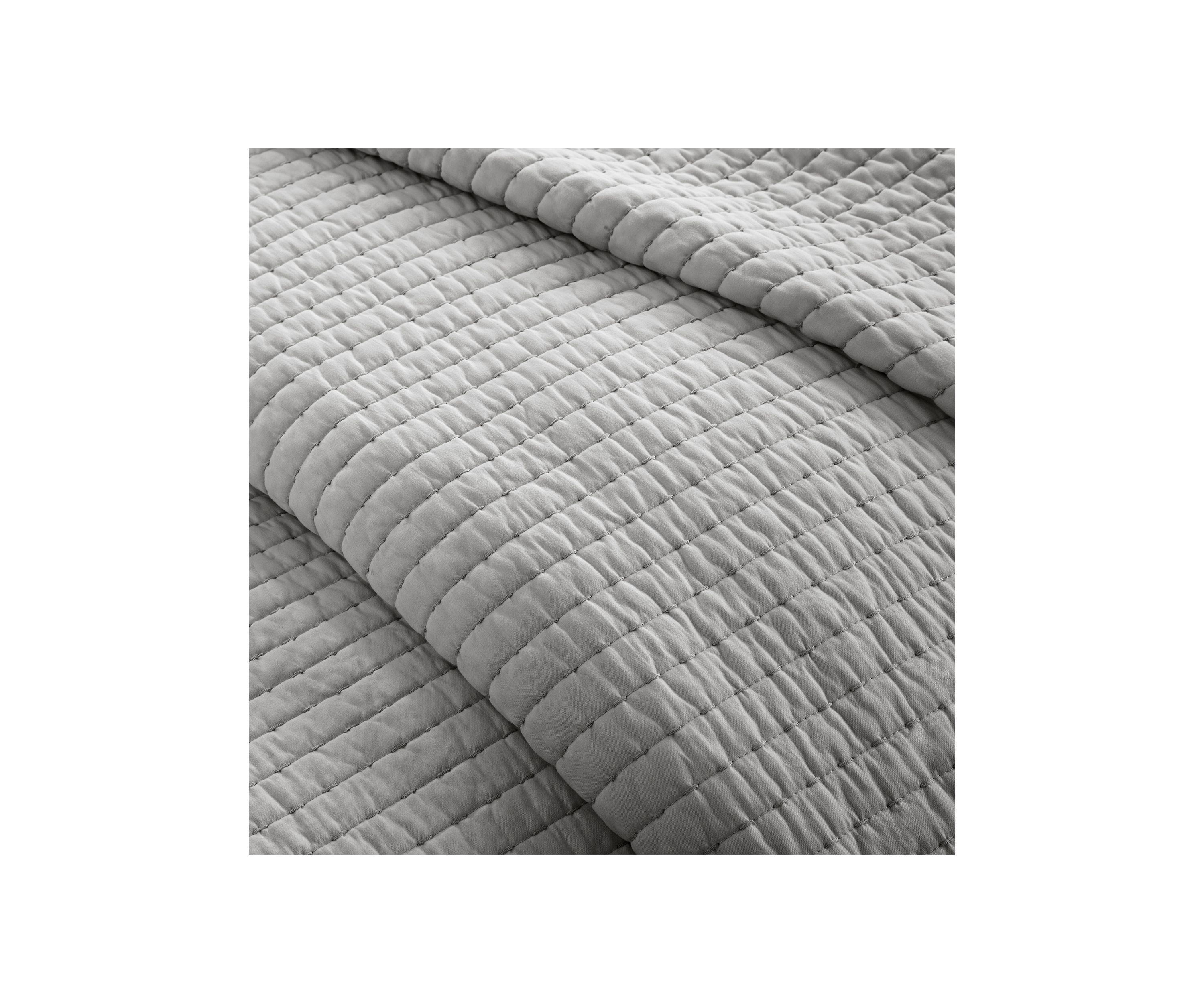 Keaton Coverlet Set