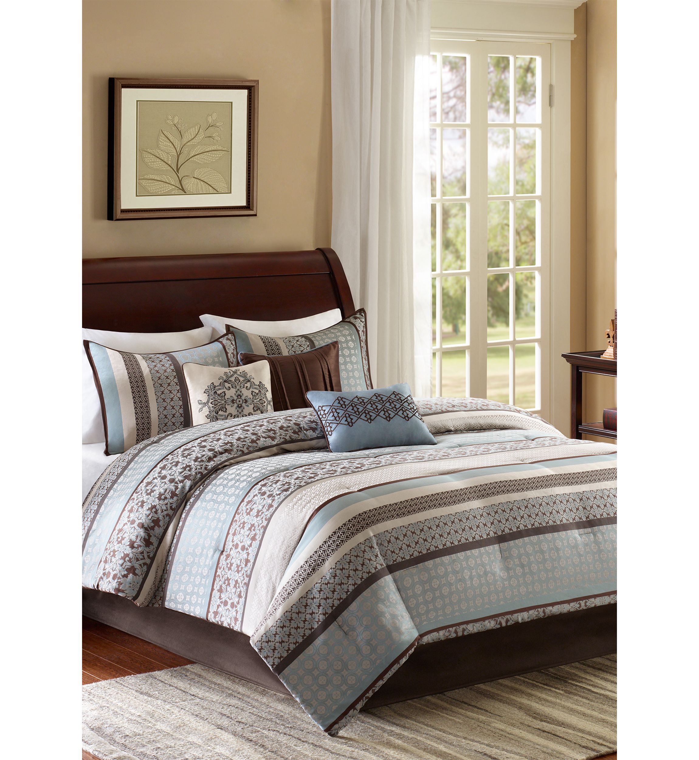 Princeton 5 Piece Jacquard Quilt Set with Throw Pillows