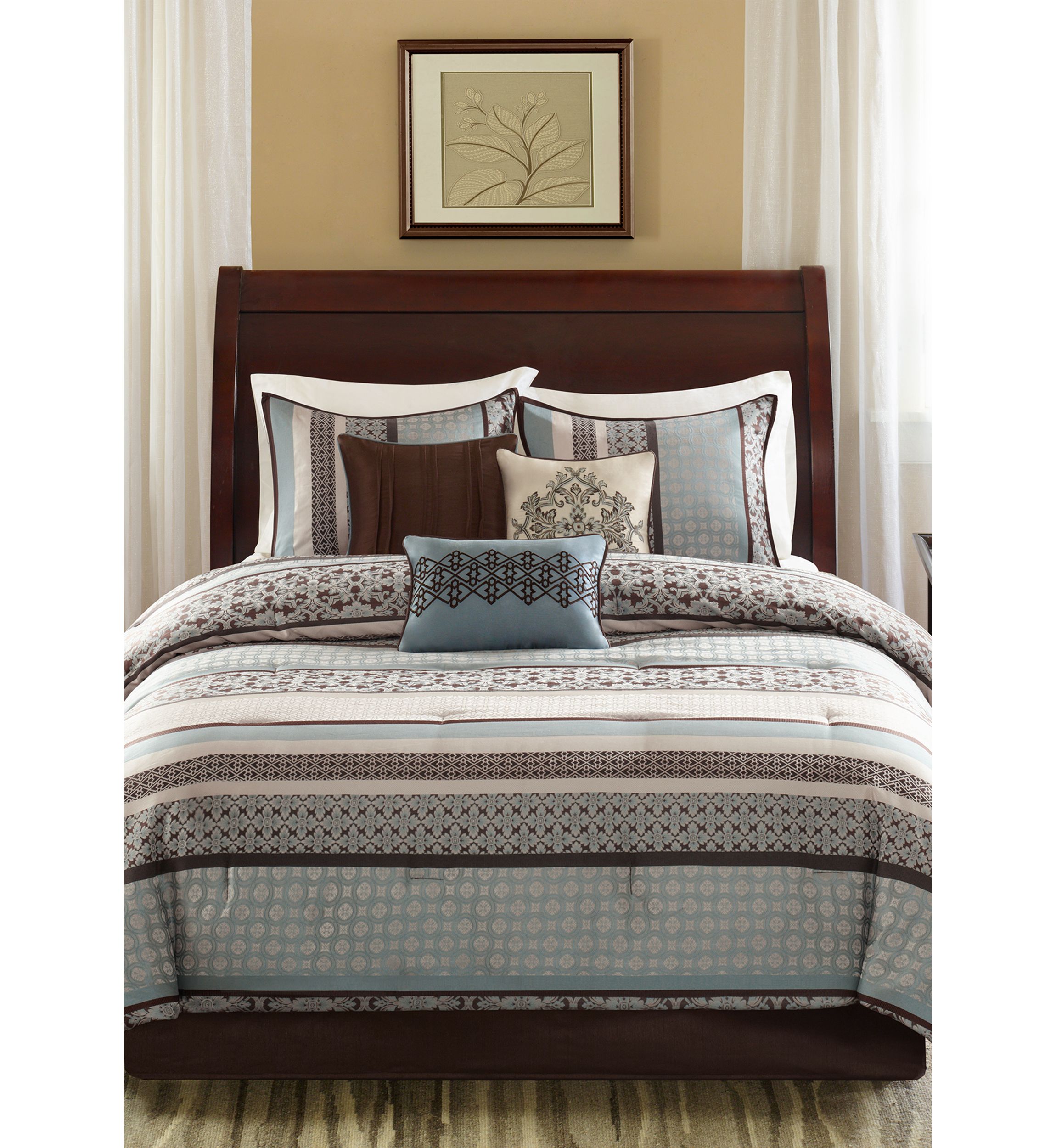 Princeton 5 Piece Jacquard Quilt Set with Throw Pillows