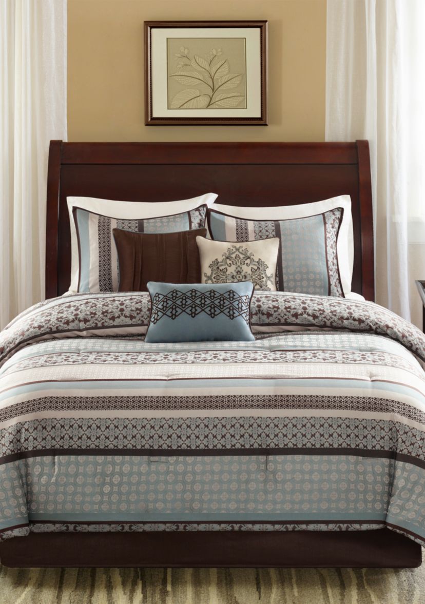 Princeton 5 Piece Jacquard Quilt Set with Throw Pillows