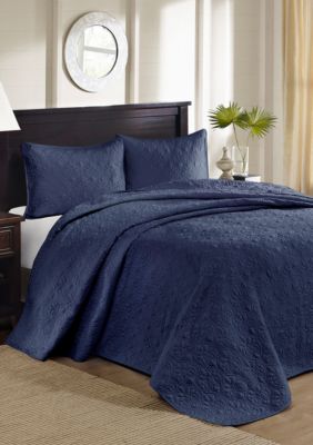 Madison Park Quebec 3-Piece Navy Bedspread Set | belk