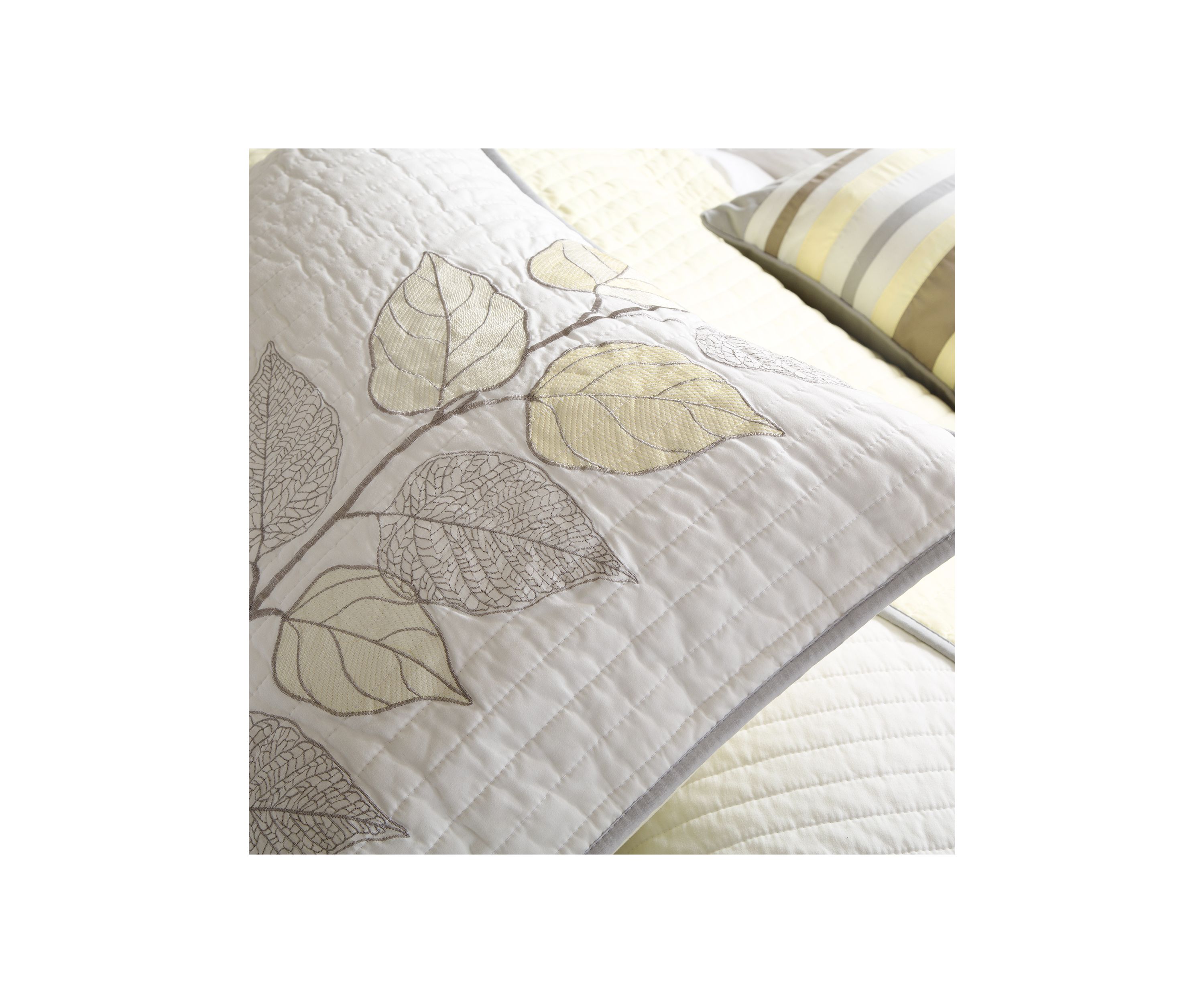 Caelie 6-Piece Coverlet Set