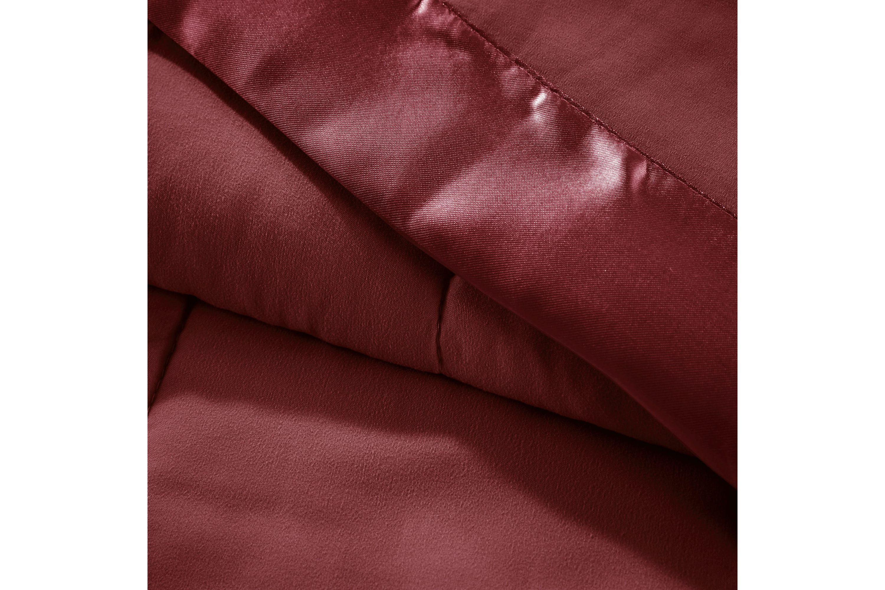 Windom Lightweight Down Alternative Blanket with Satin Trim